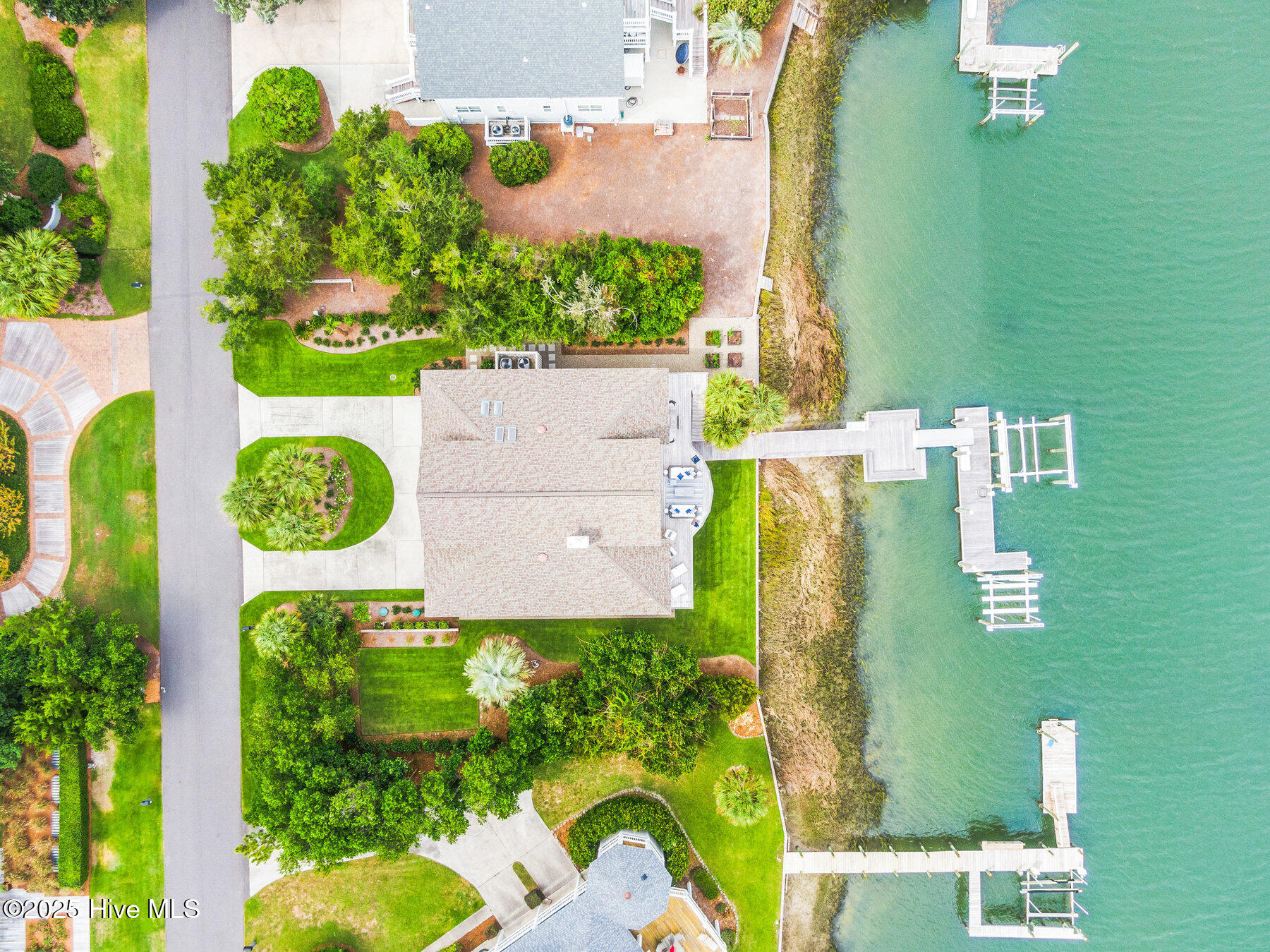 100530519 | Photo 58