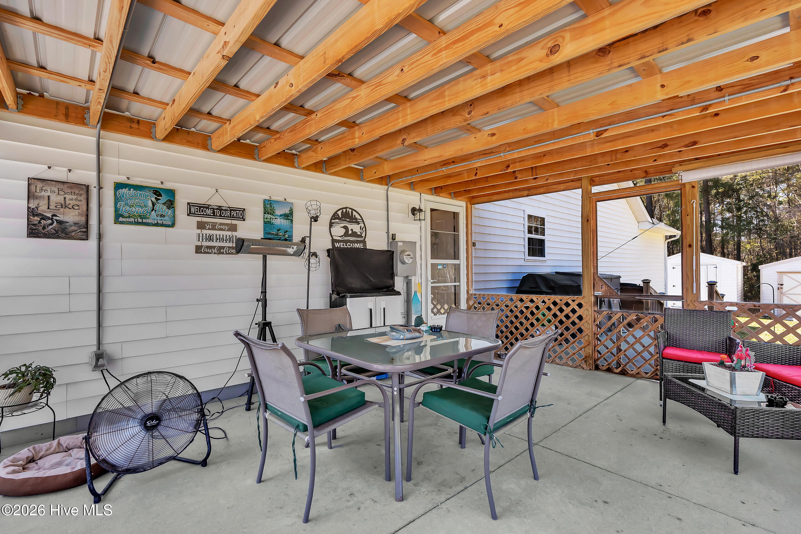 100563570 | Photo 37