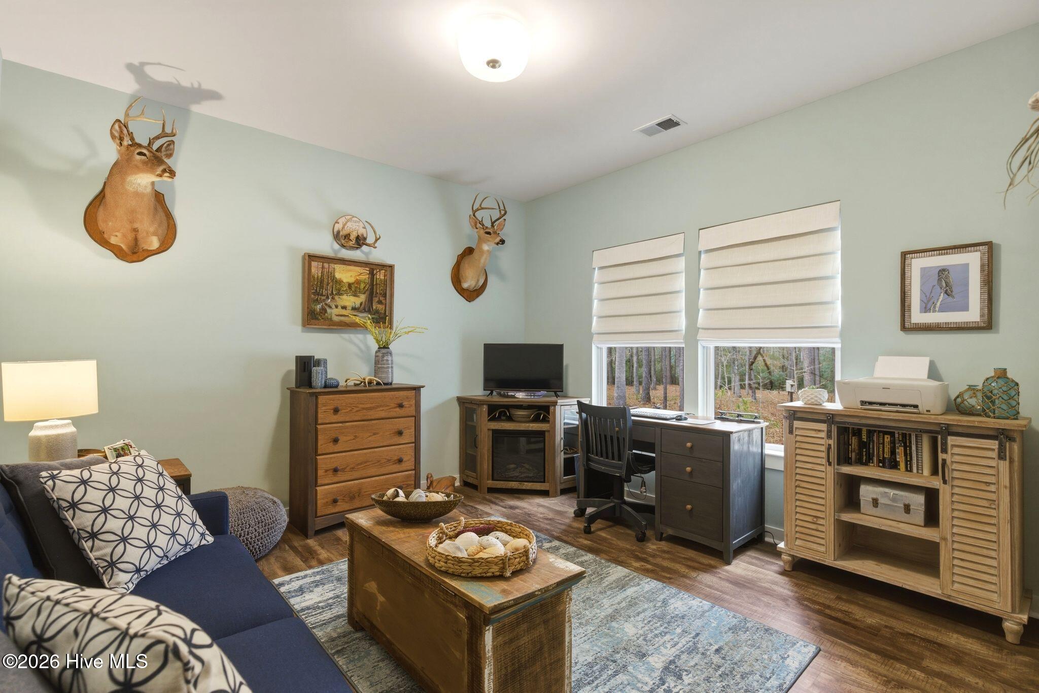 100560702 | Photo 45