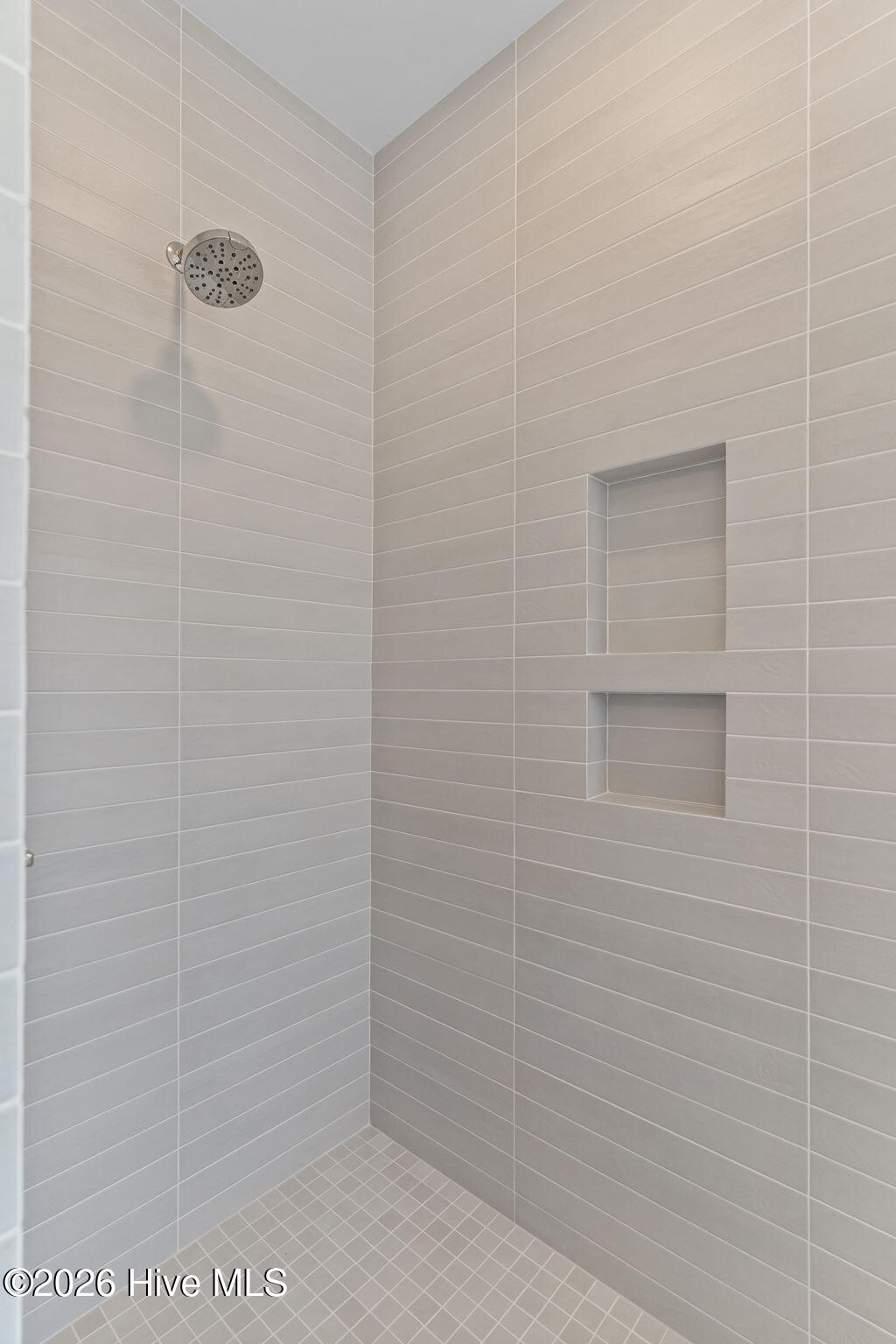 100553287 | Photo 73