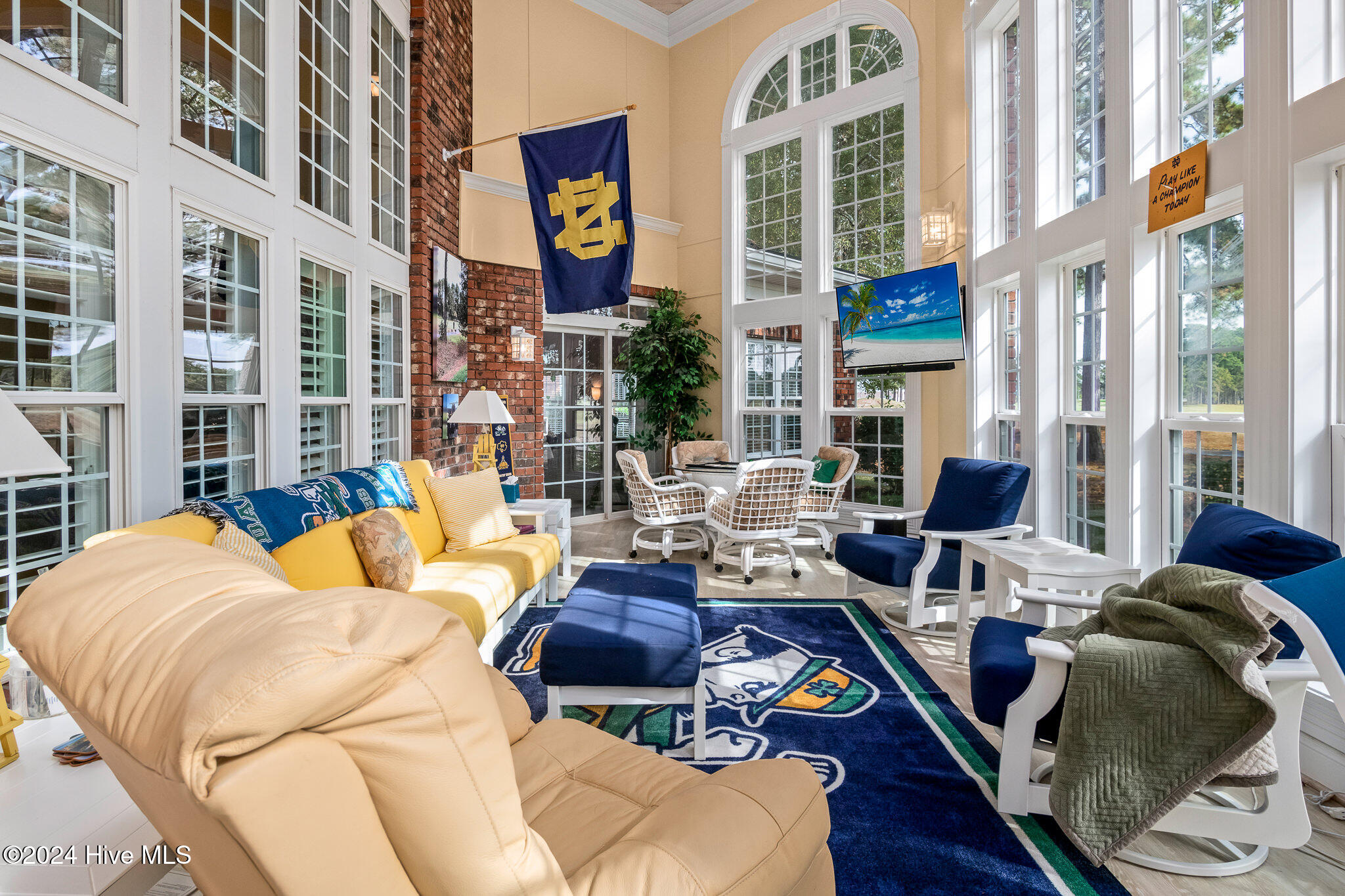 100475224 | Photo 39