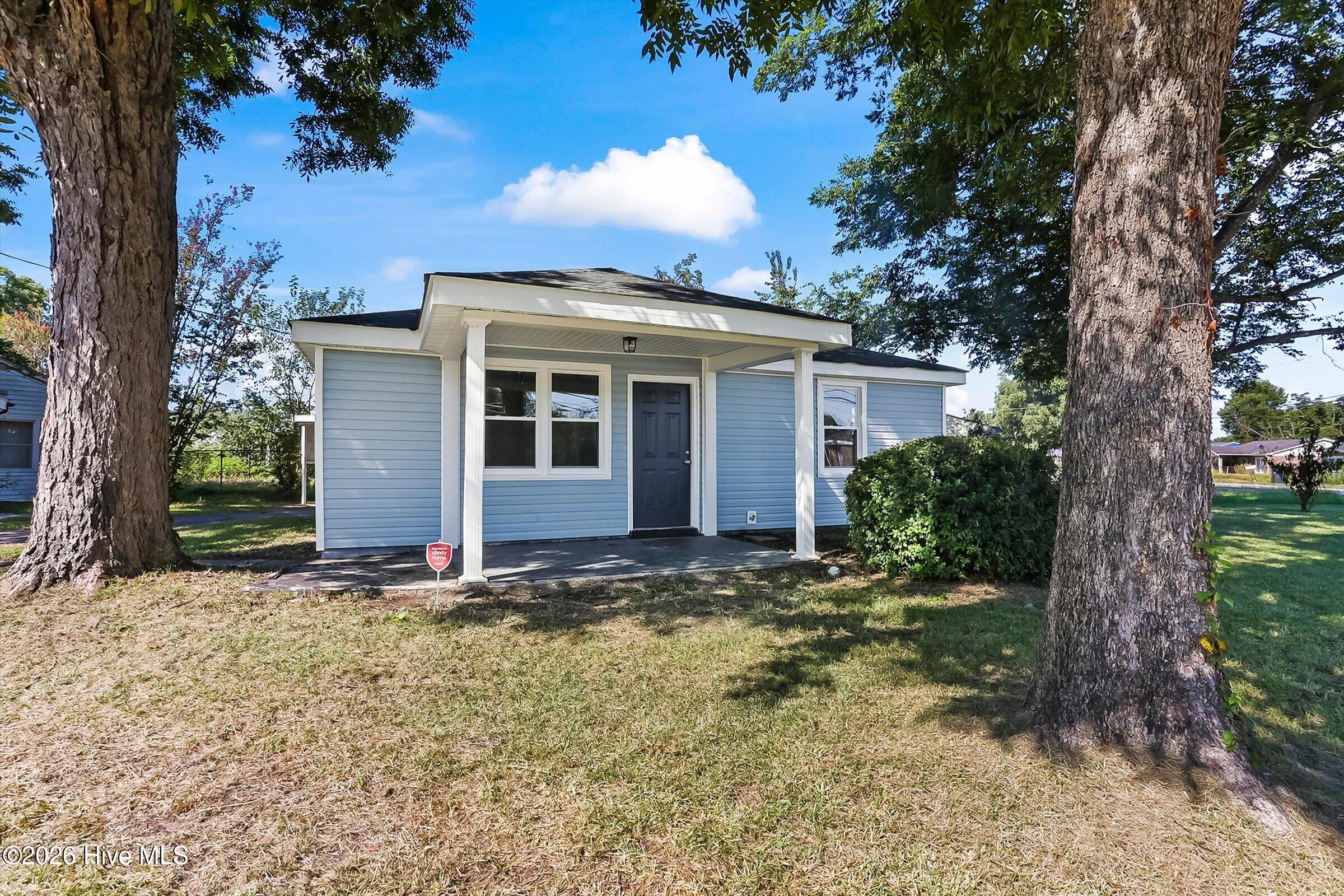 Photo 1 of Single family home for sale at 1302 Wallace St, Augusta, GA 30901 | MLS# 100604594 | Listing updated on 2026-09-18