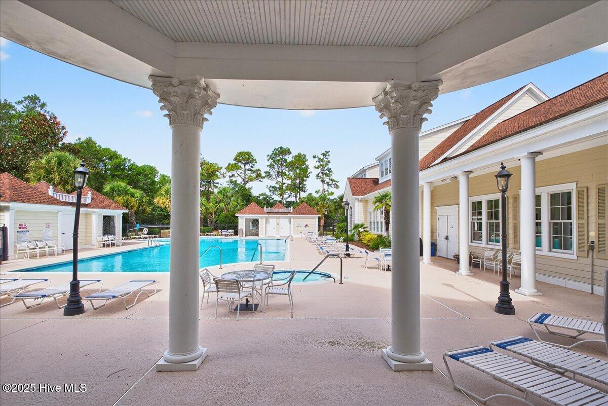 100530632 | Photo 82