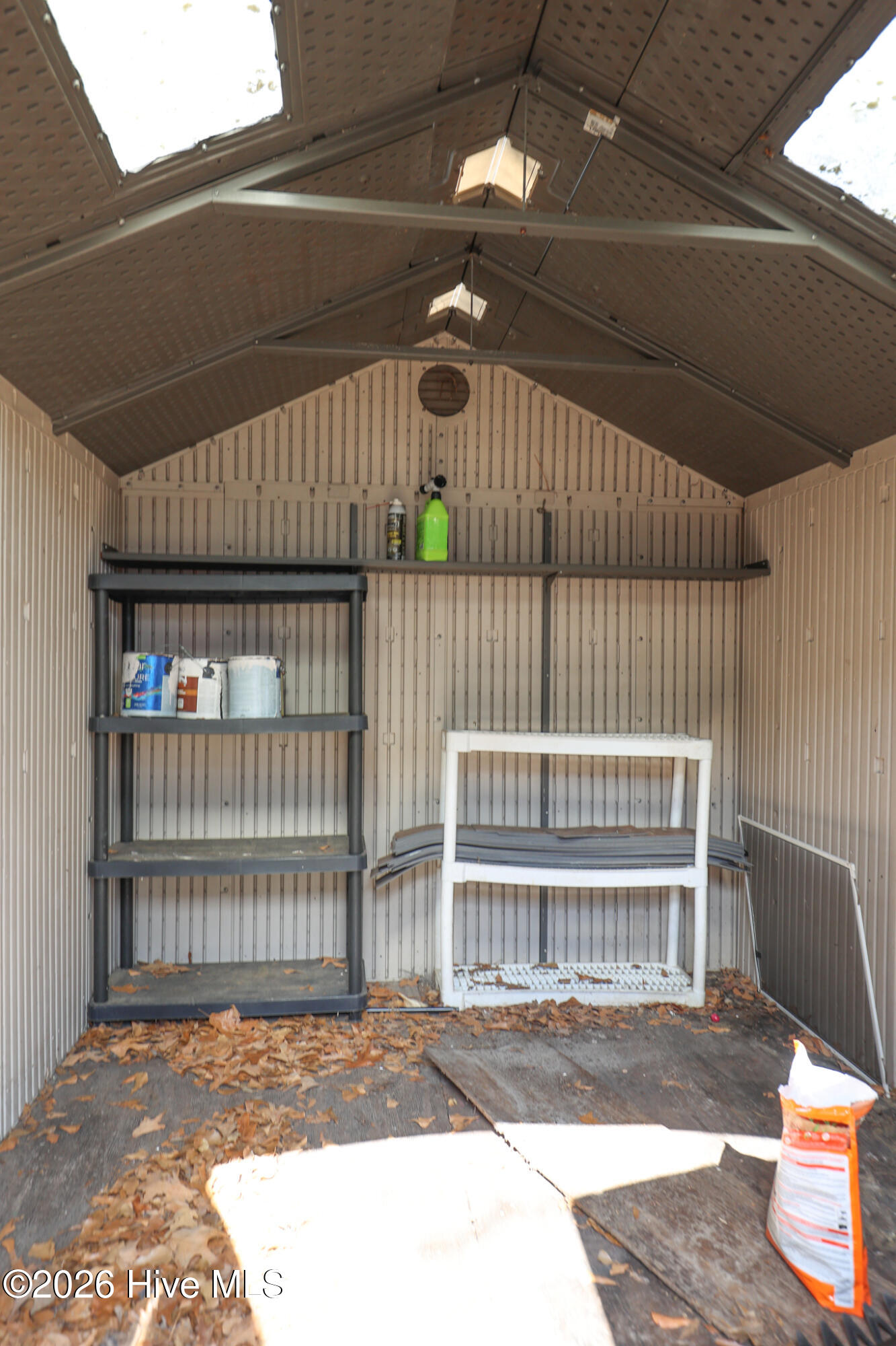 100559249 | Photo 34