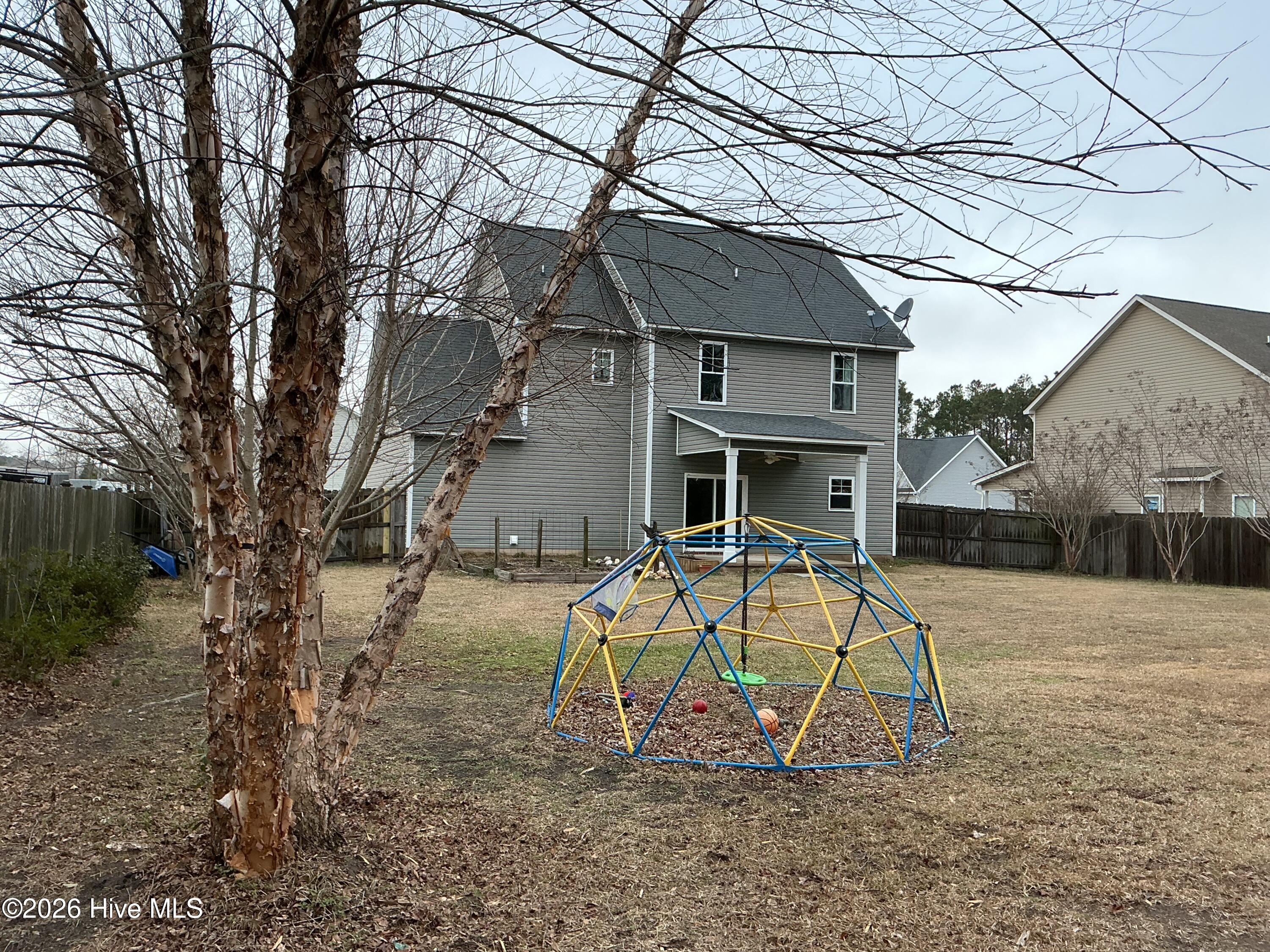 100556854 | Photo 28