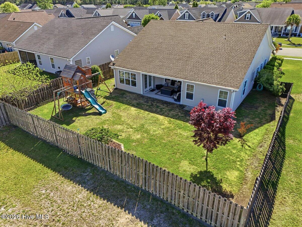 100567099 | Photo 62