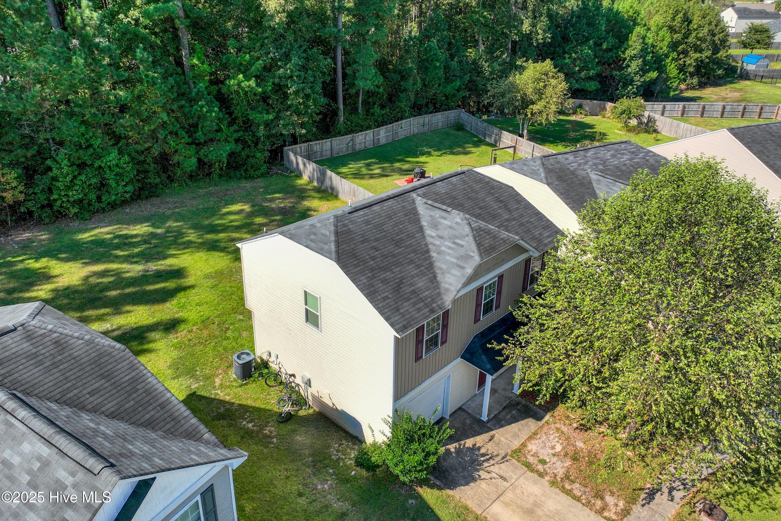 100532603 | Photo 27