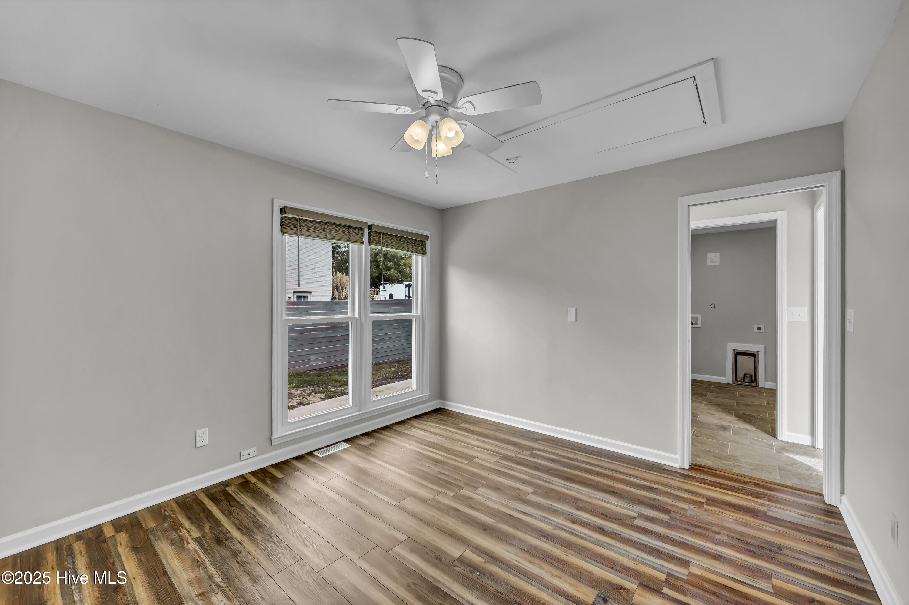 100553519 | Photo 25