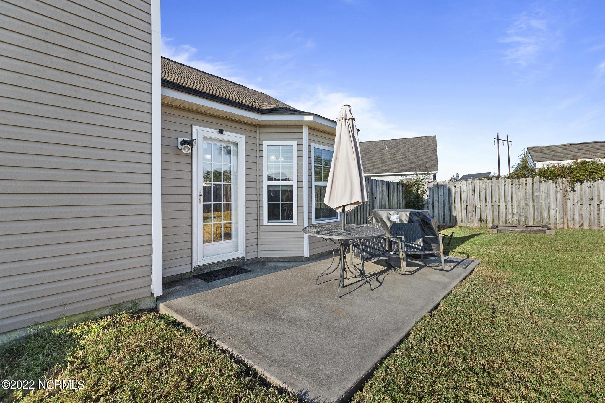 100545089 | Photo 24