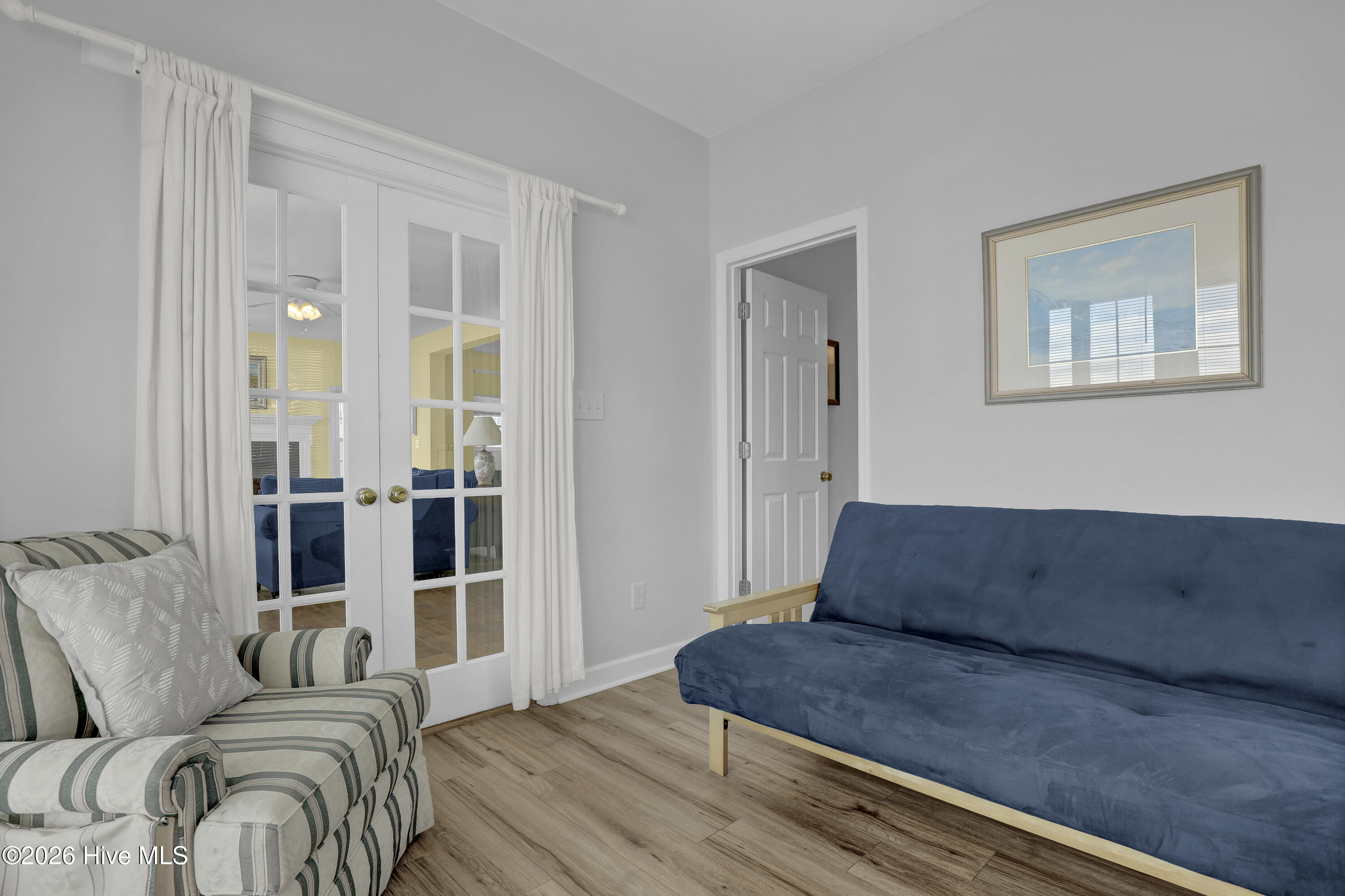 100551936 | Photo 59