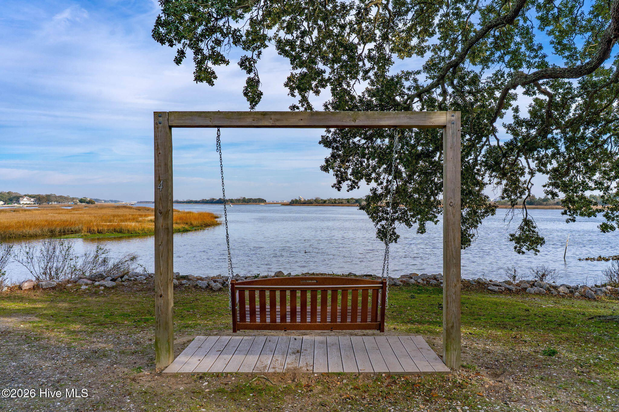 100565575 | Photo 32