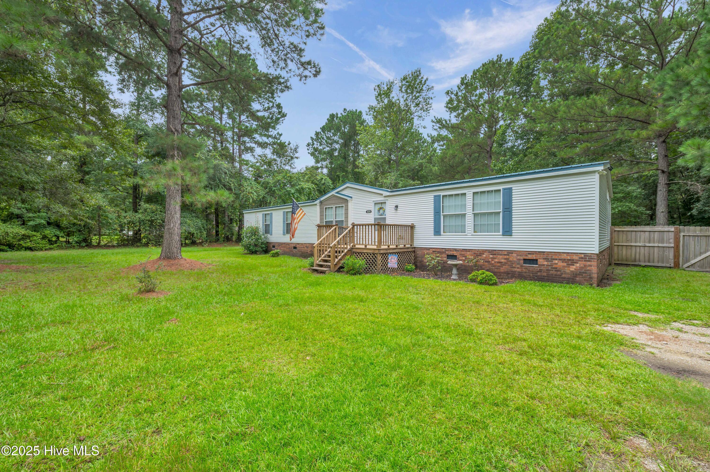 3_3575 blueberry rd-0003