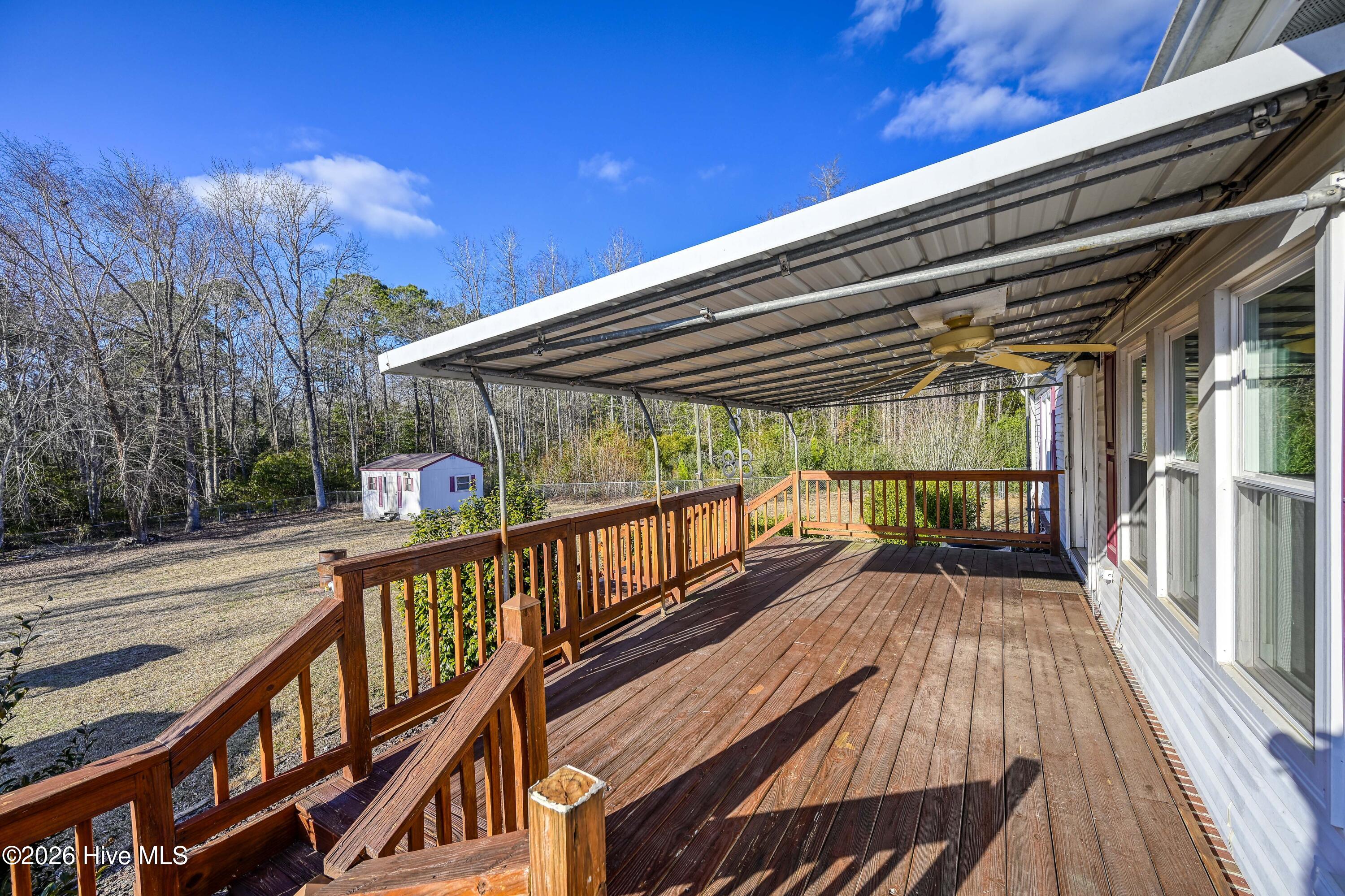 100557580 | Photo 31