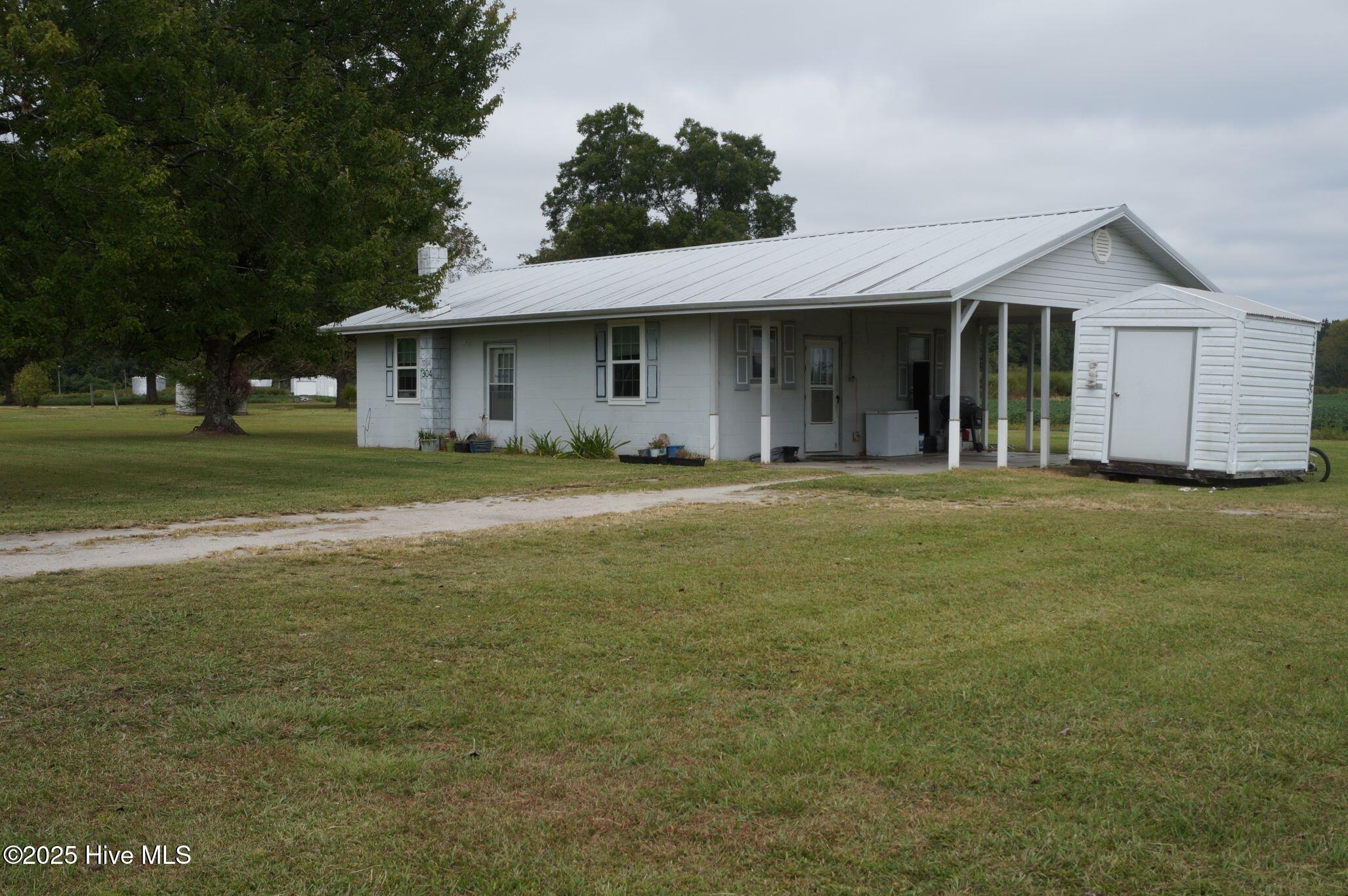 Property at 1304 White Oak River Road