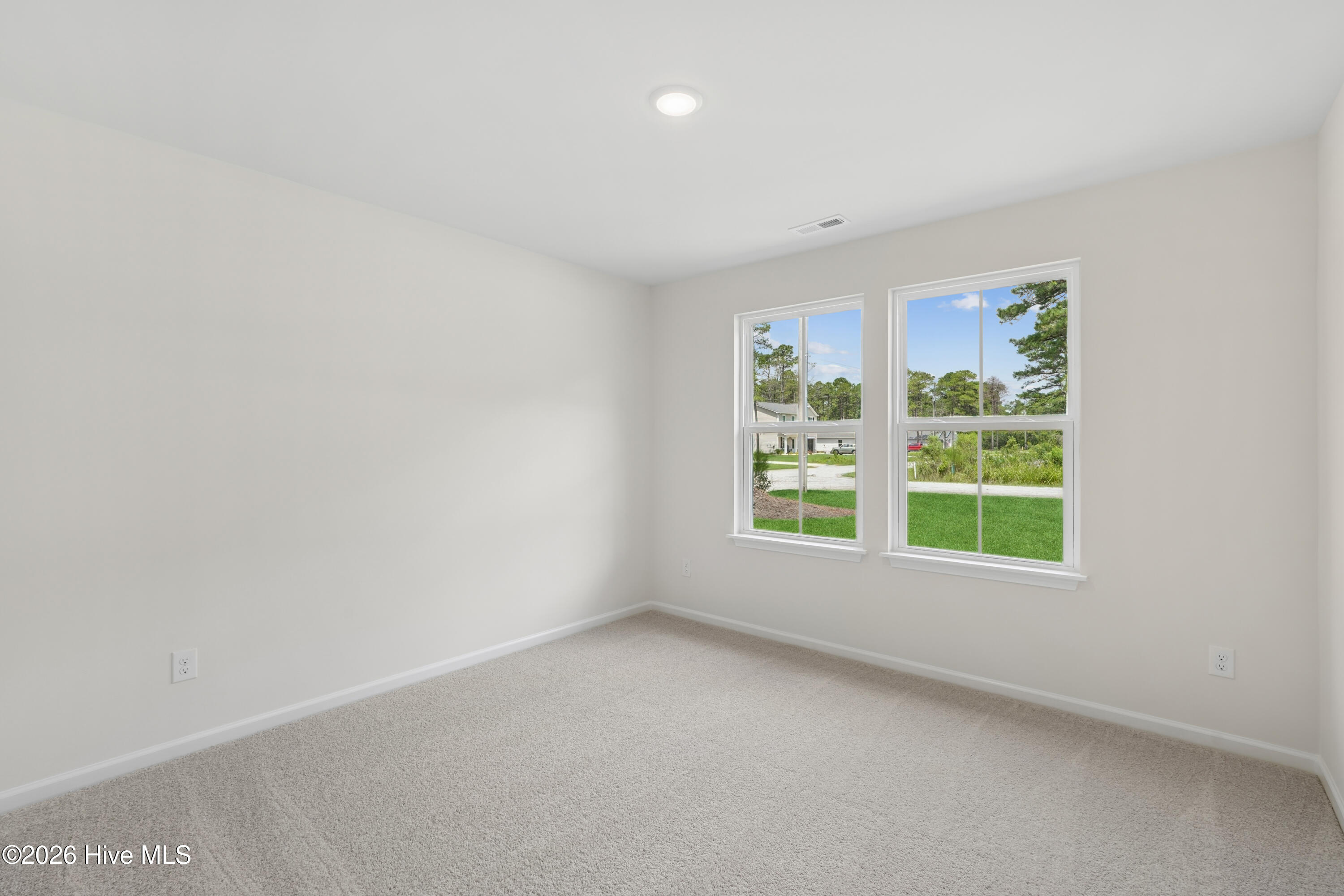 100560902 | Photo 18