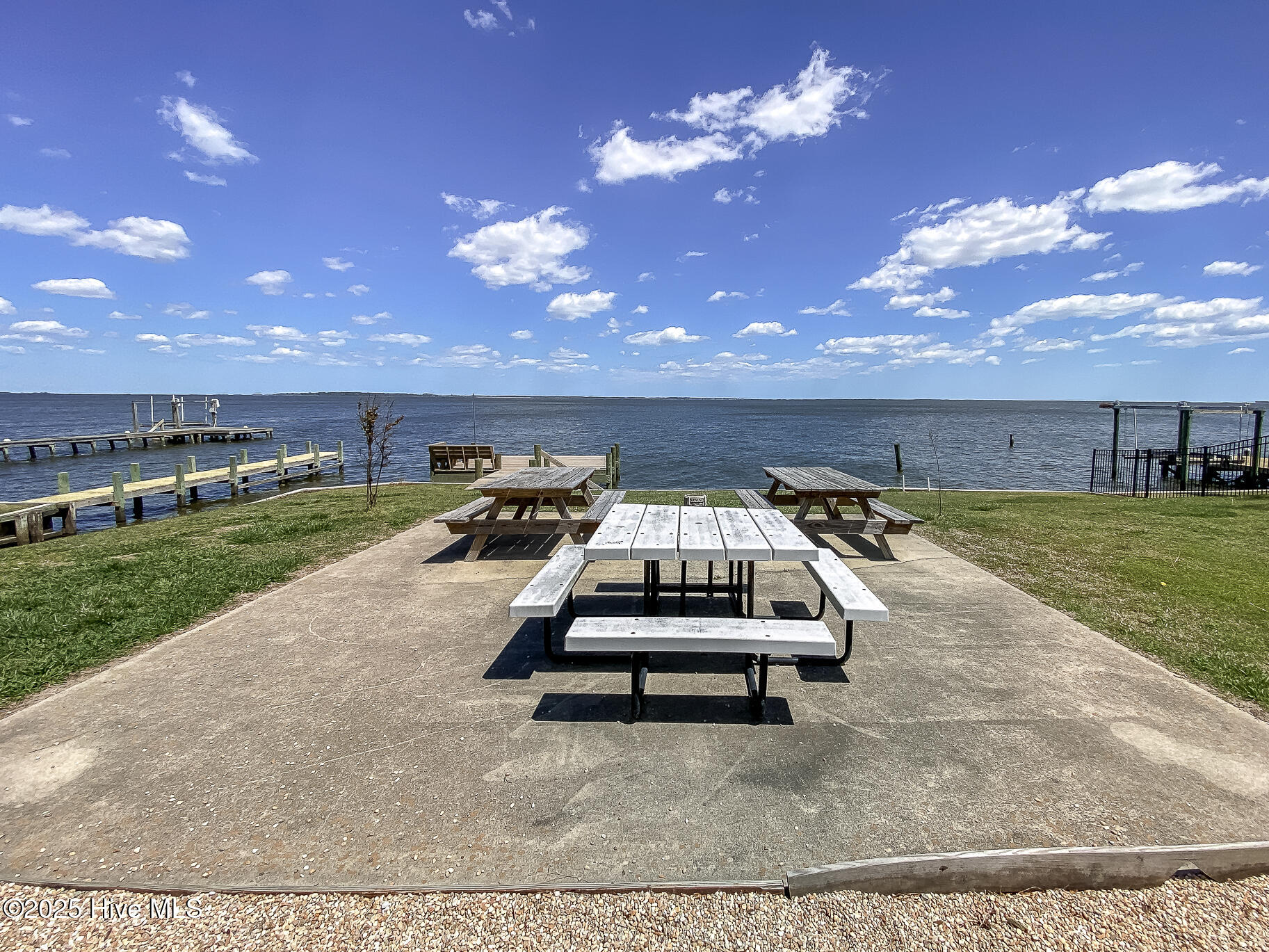 106 Sound Shore Drive, Currituck, NC, 27929
