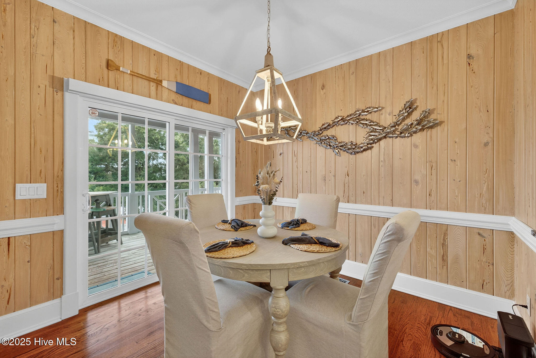 100537331 | Photo 13