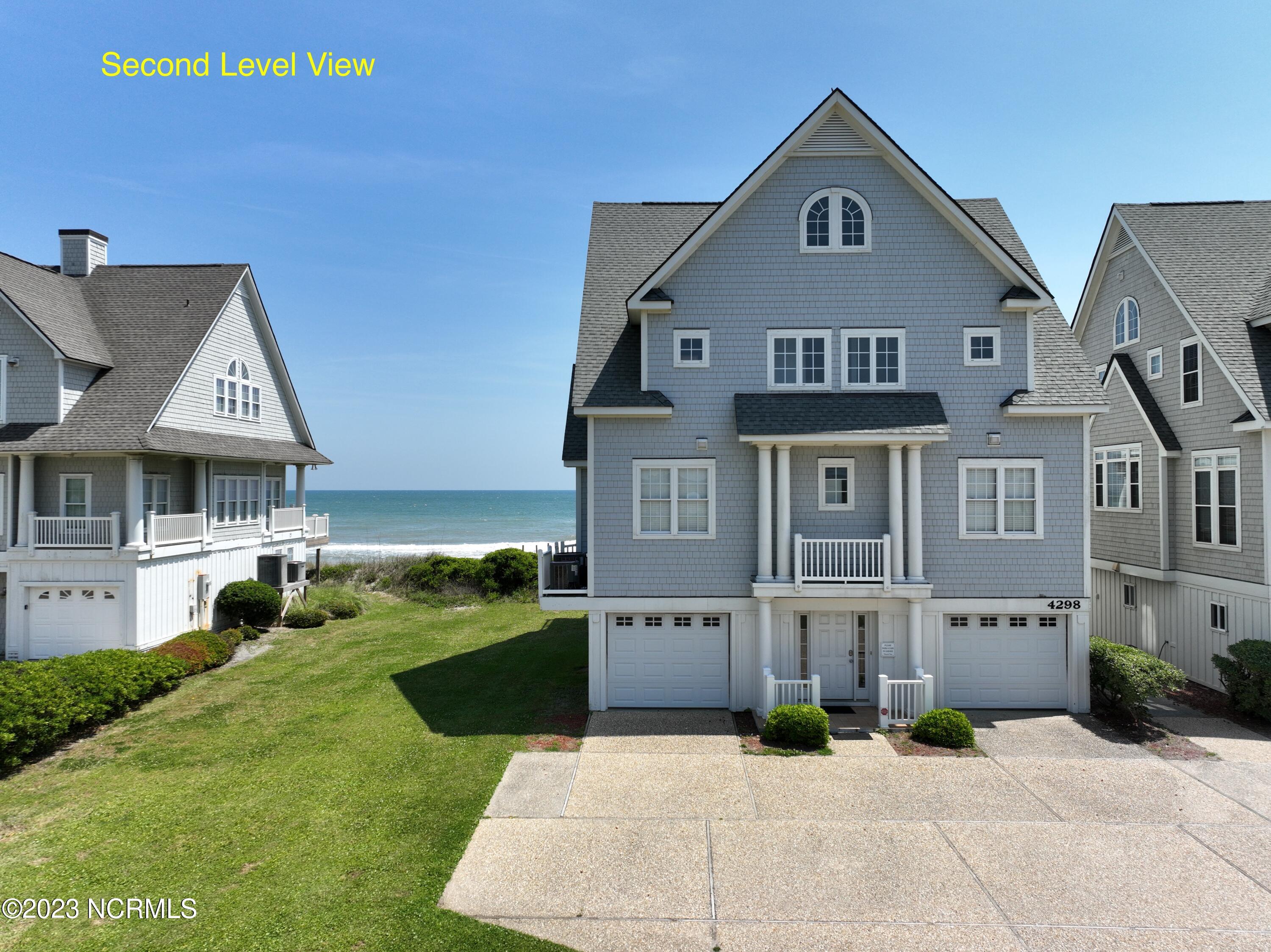 100568416 | Photo 12