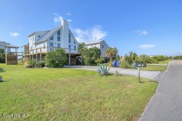 100510345 | Photo 33