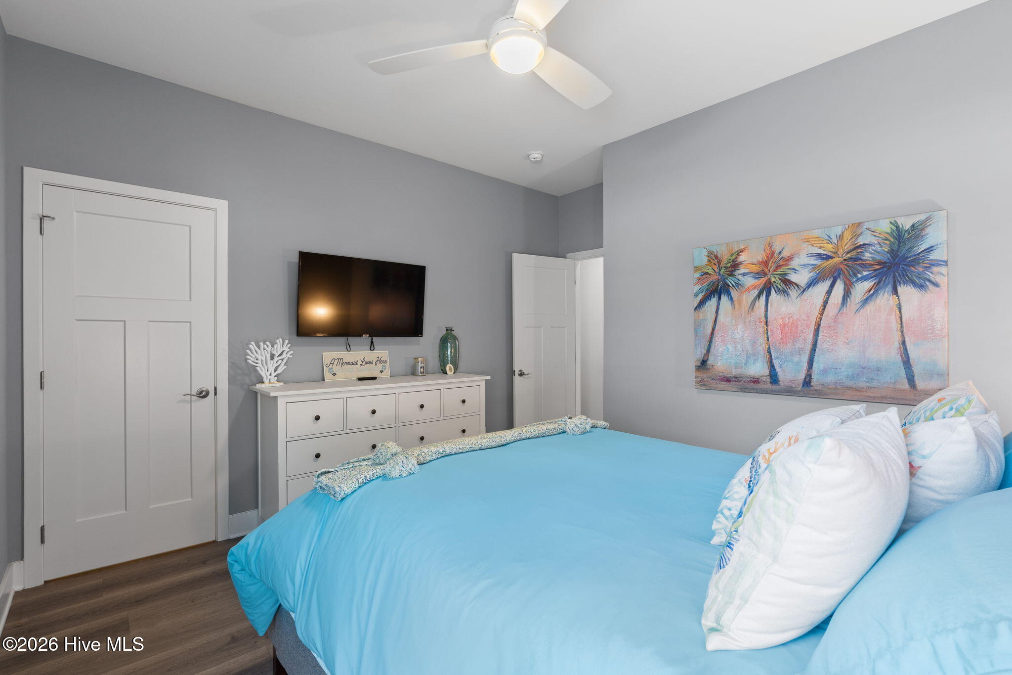 100568020 | Photo 19