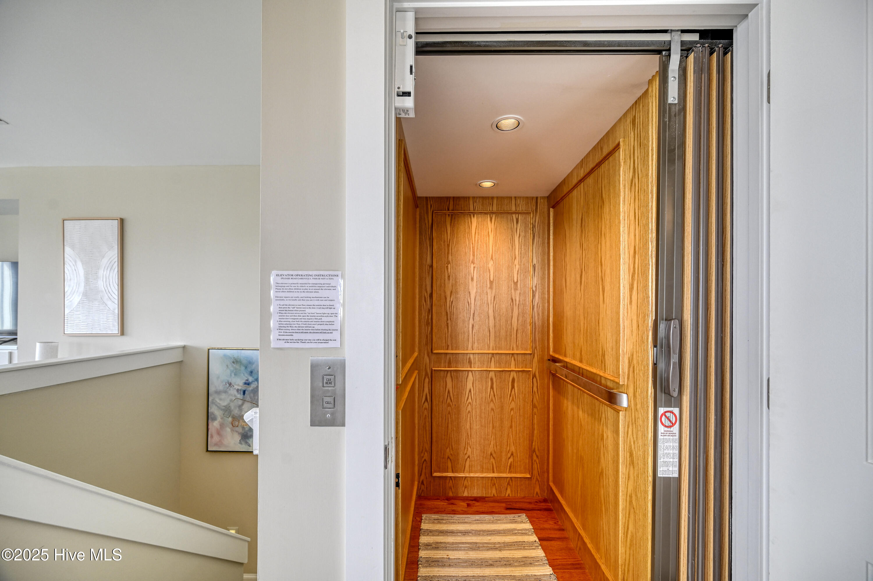 100543491 | Photo 38