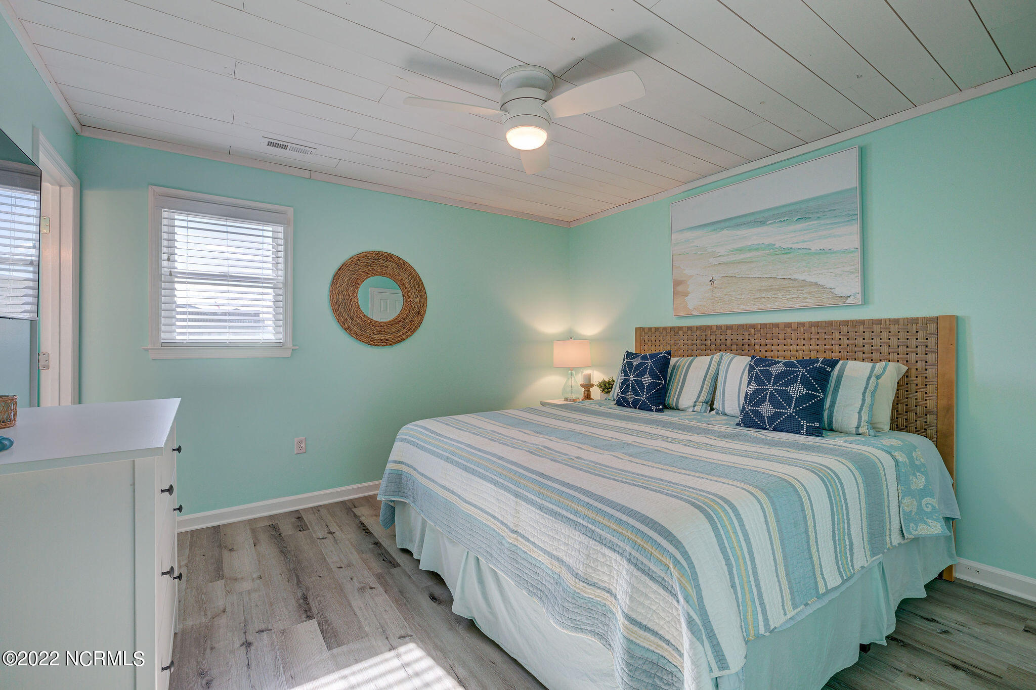 100542214 | Photo 19