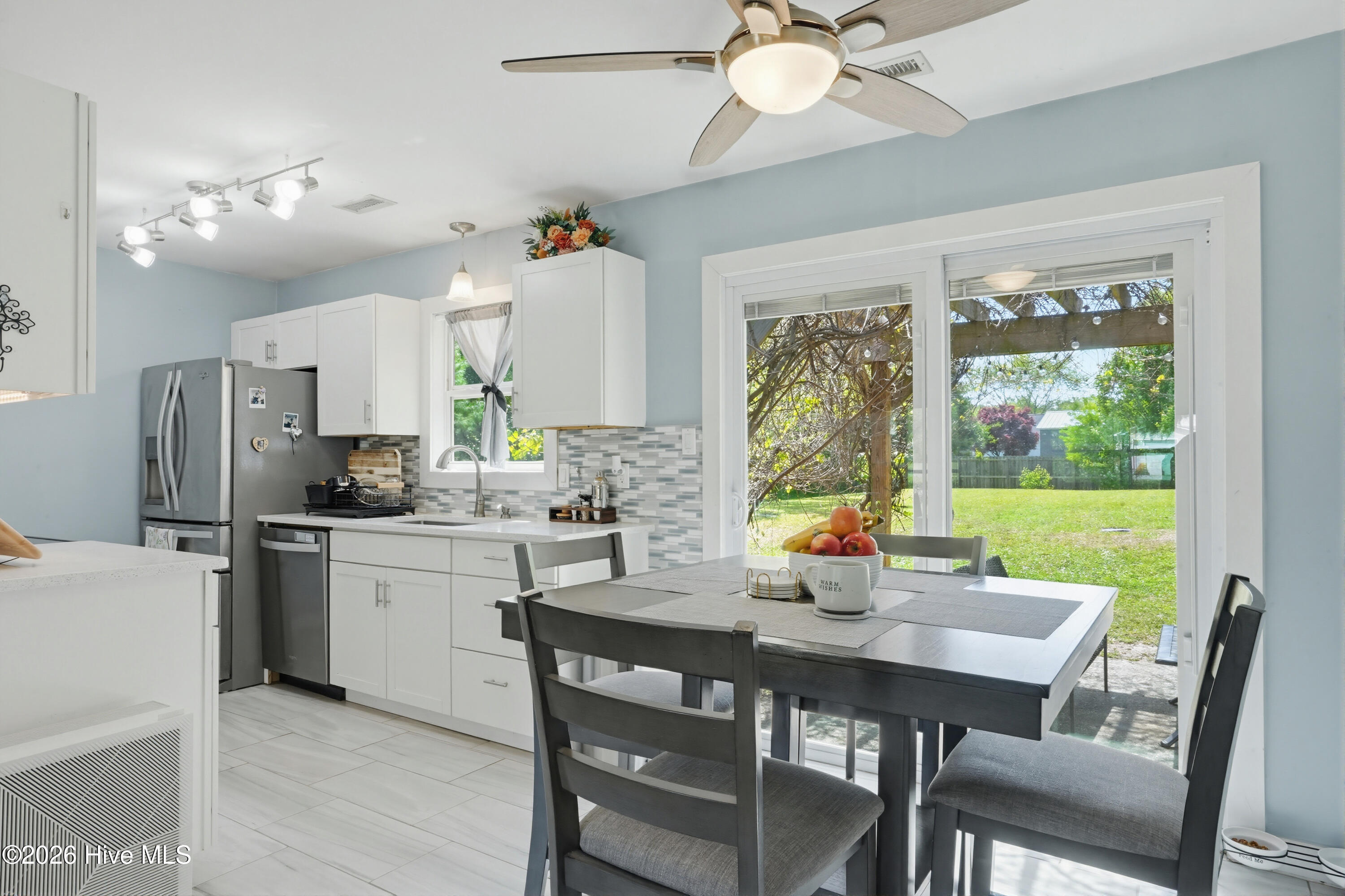 100565551 | Photo 12