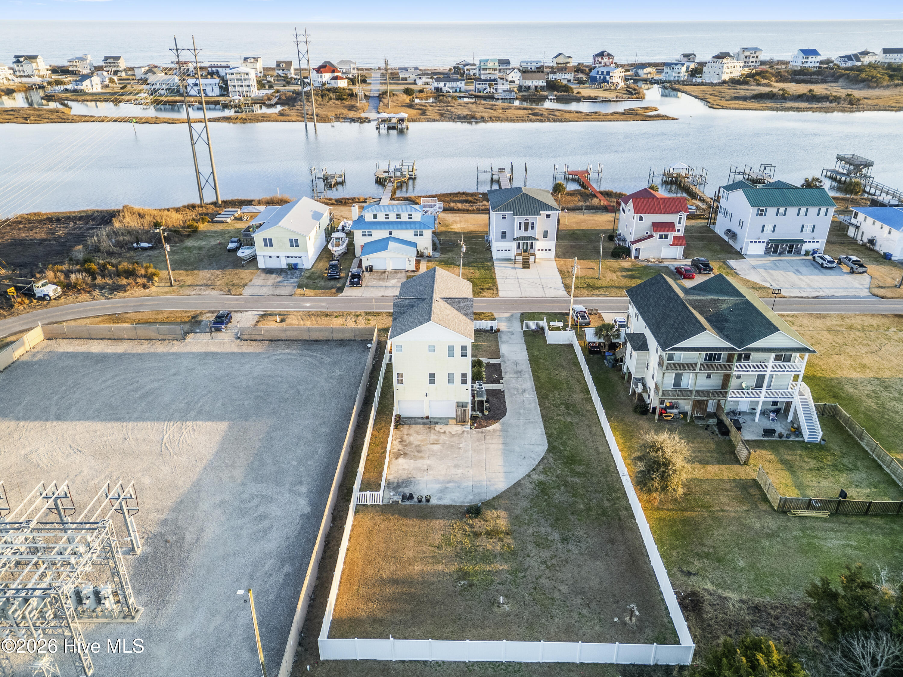 100555944 | Photo 54