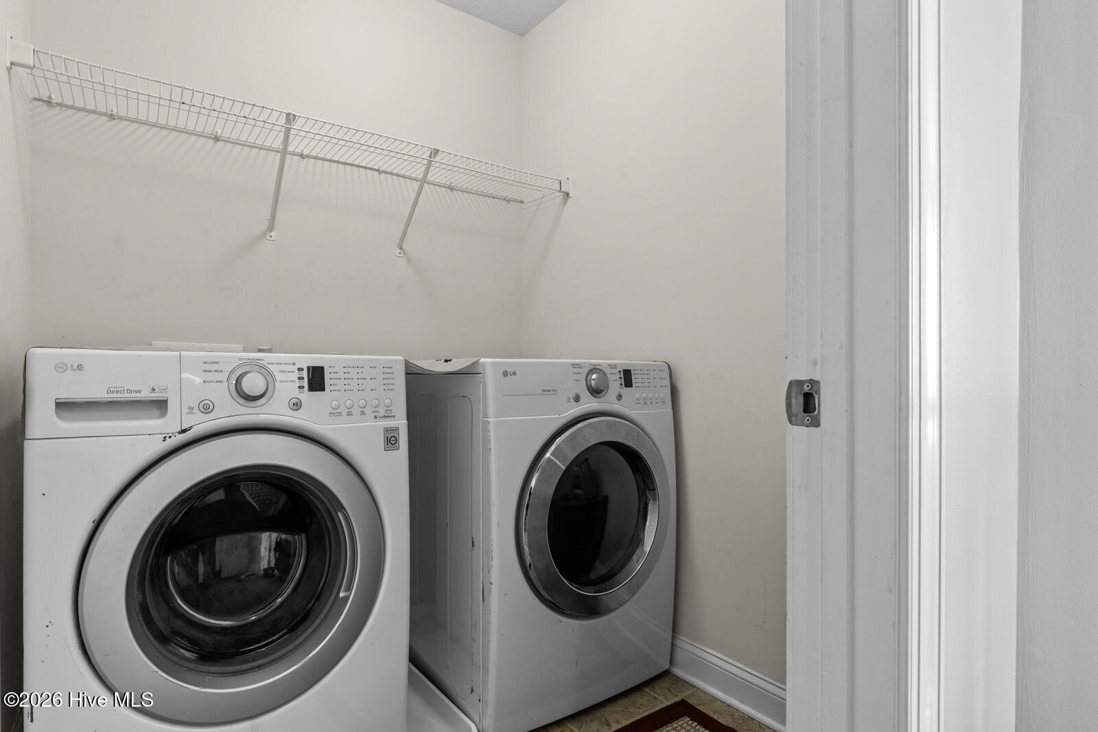 100564788 | Photo 19