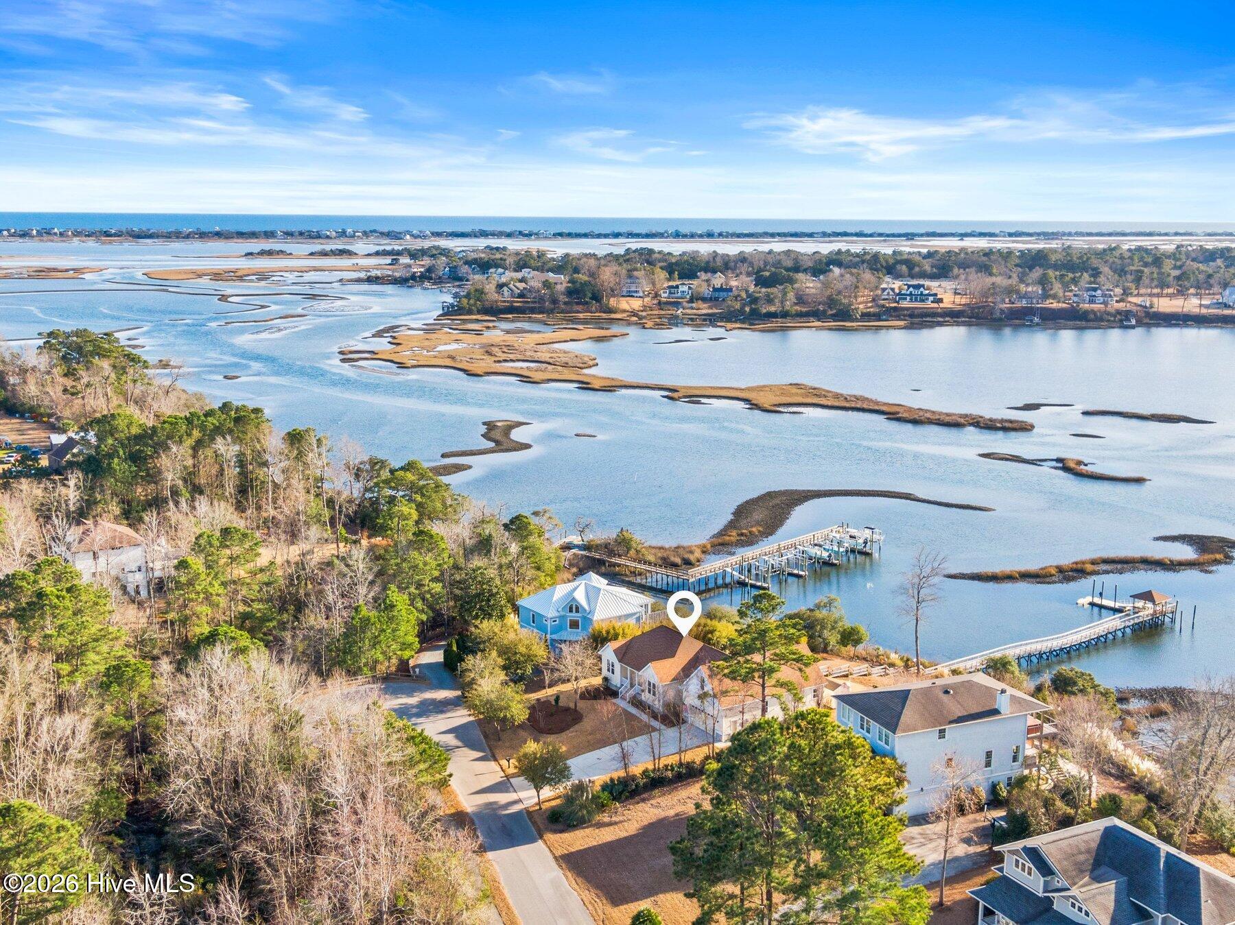 100550718 | Photo 51