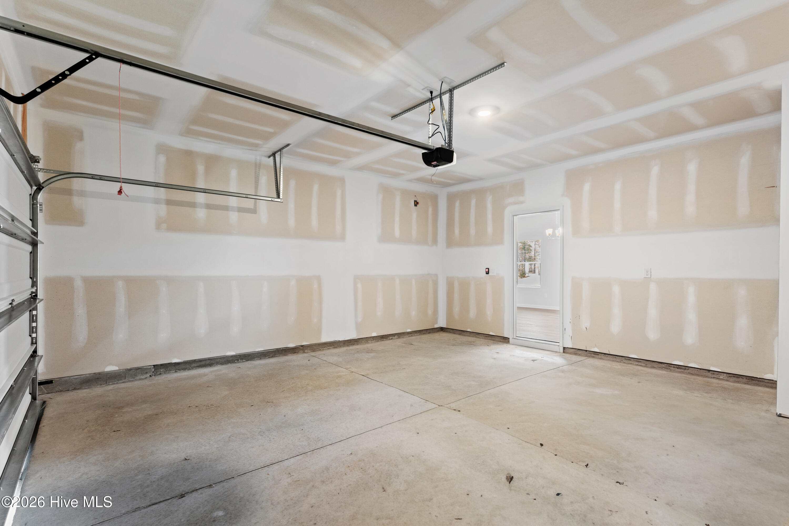 100538604 | Photo 31