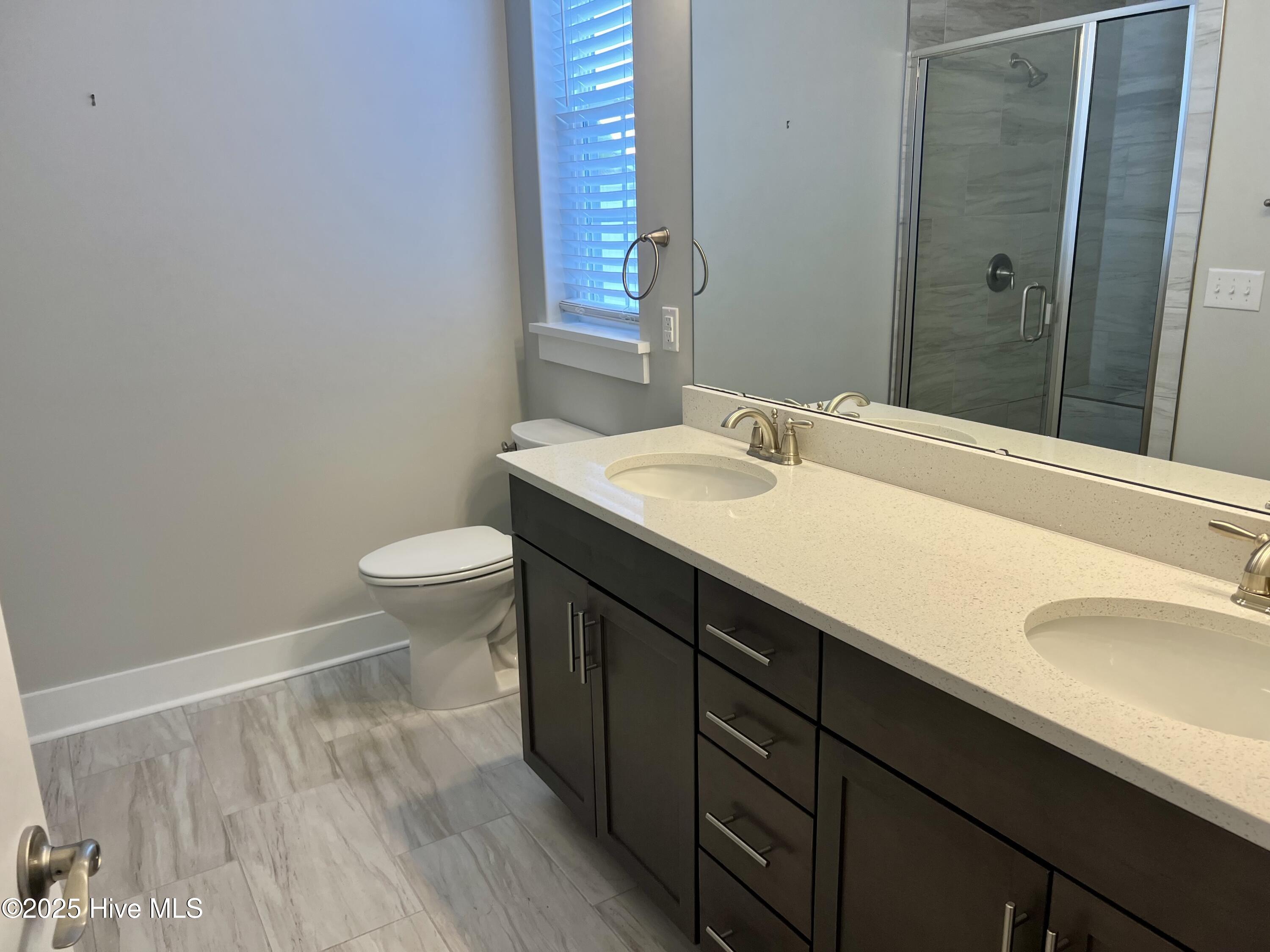 100546401 | Photo 15