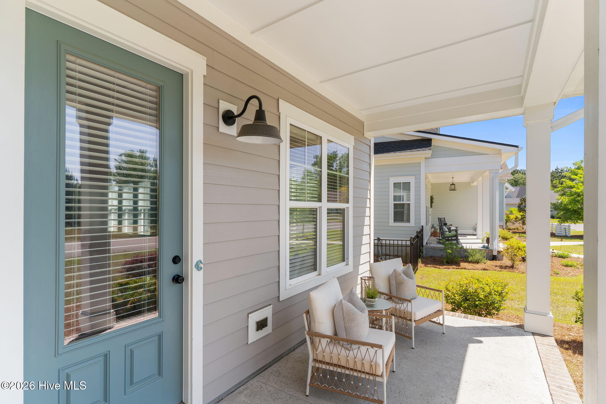 100568555 | Photo 37