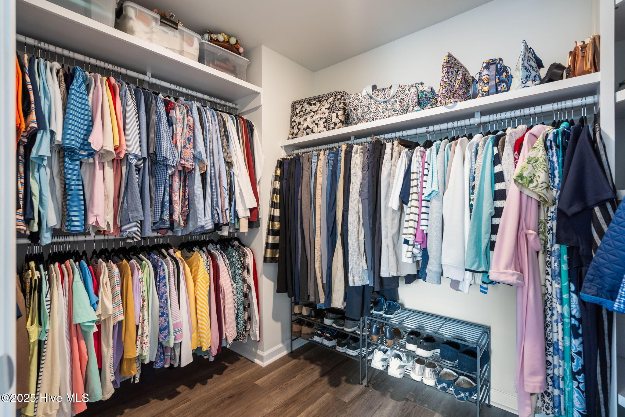 100532297 | Photo 20