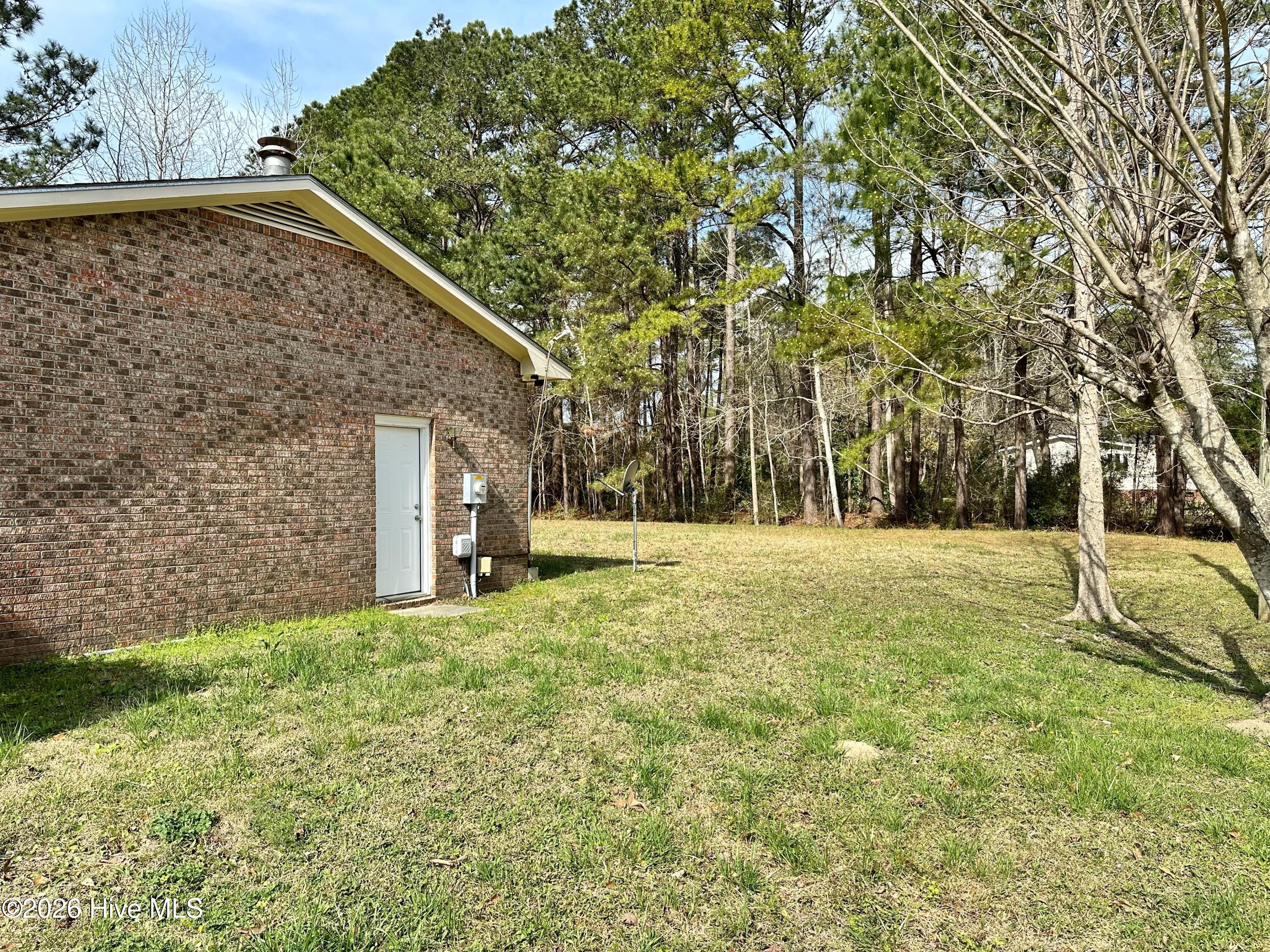 100562278 | Photo 20