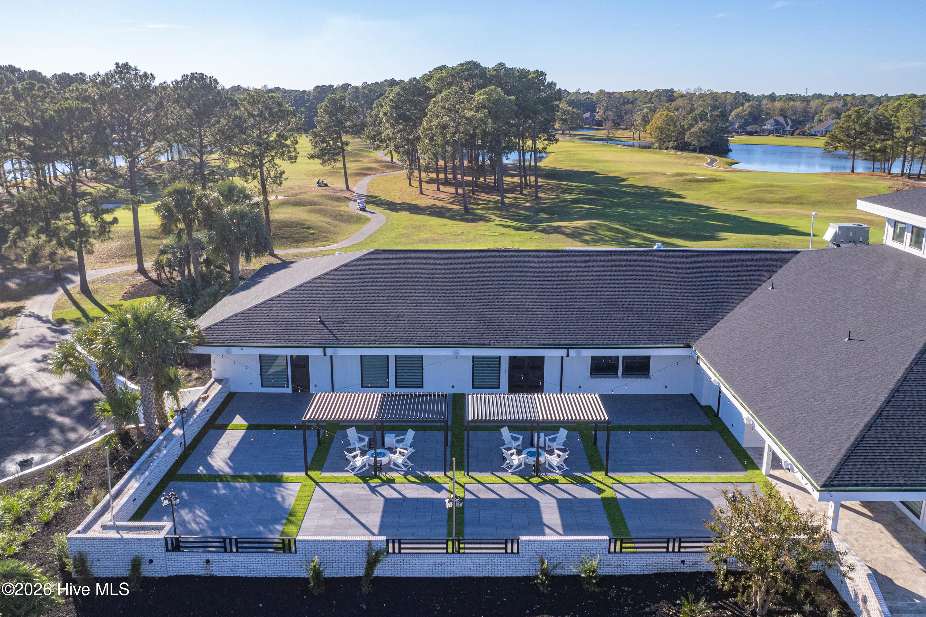 100570031 | Photo 81