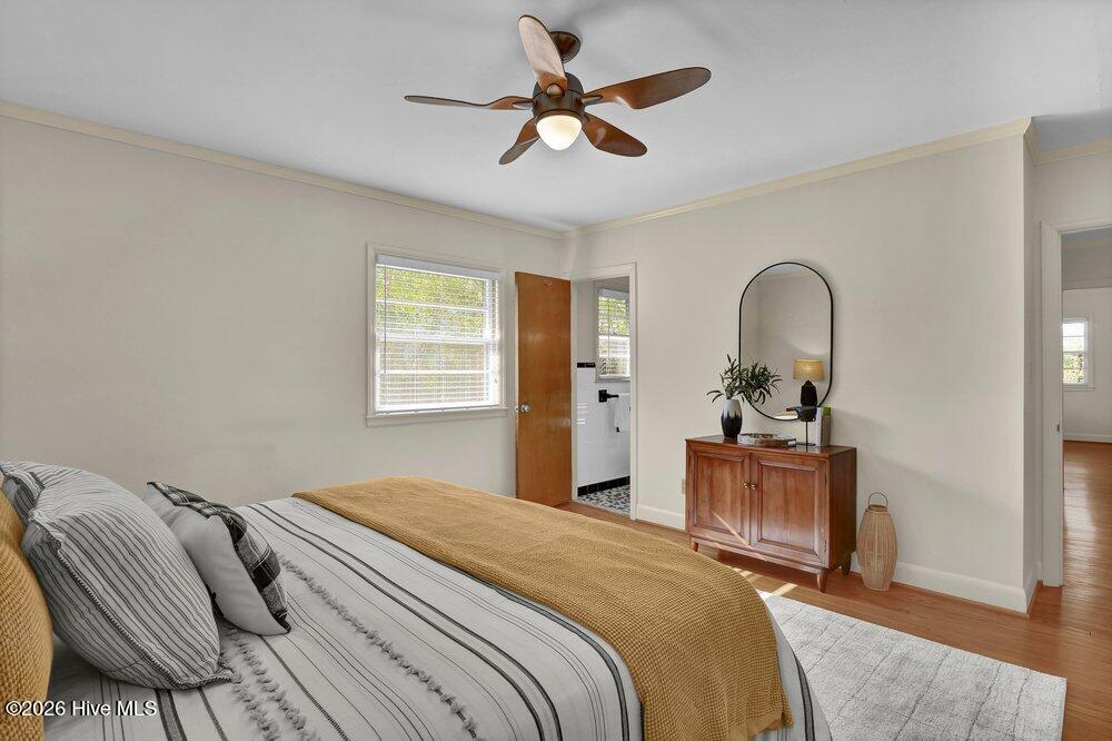 100522690 | Photo 24