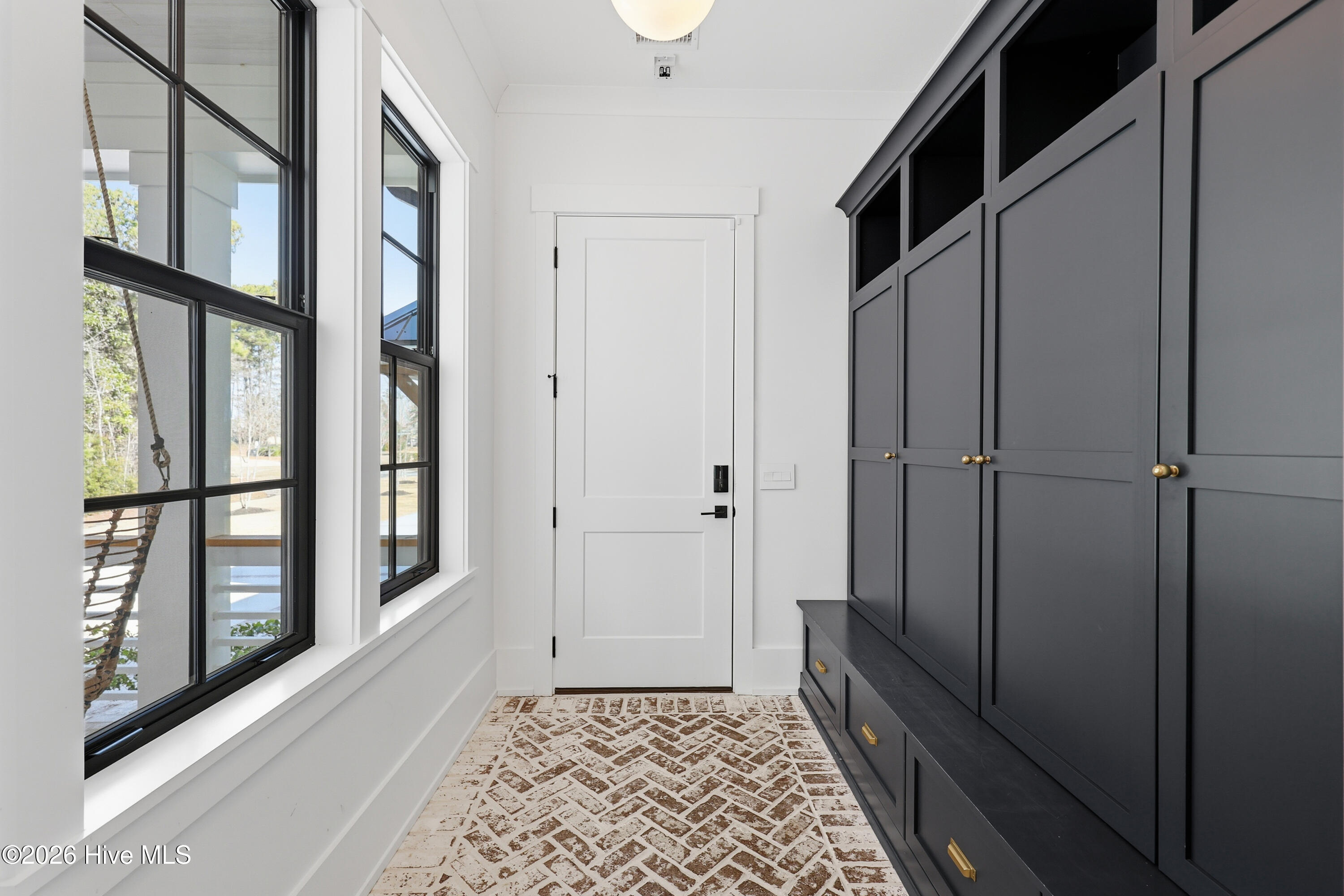 100554567 | Photo 49