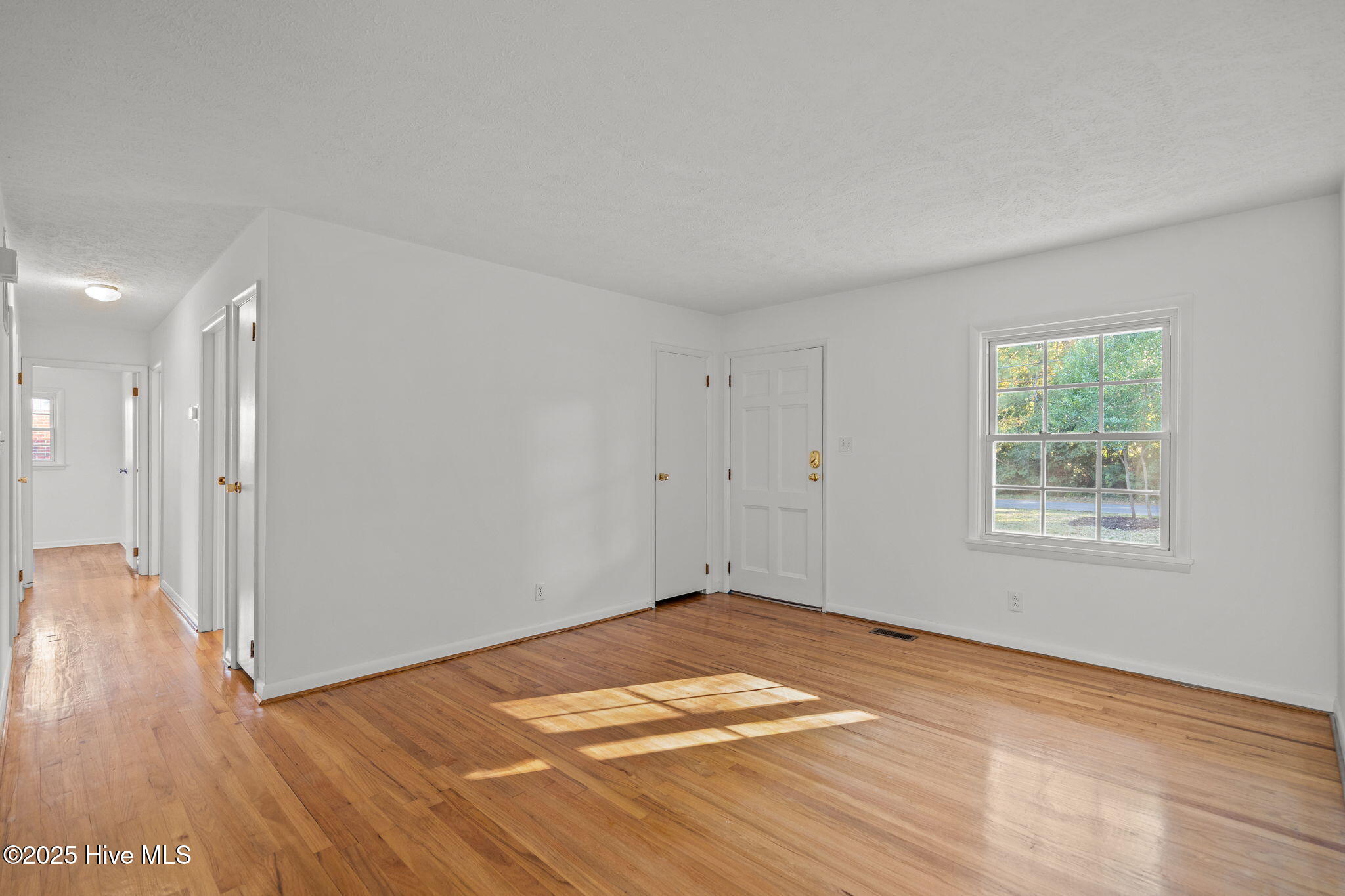 3309 Ashley Circle, Wilmington, NC 28403 – photo 10: 35-web-or-mls-DSC01605