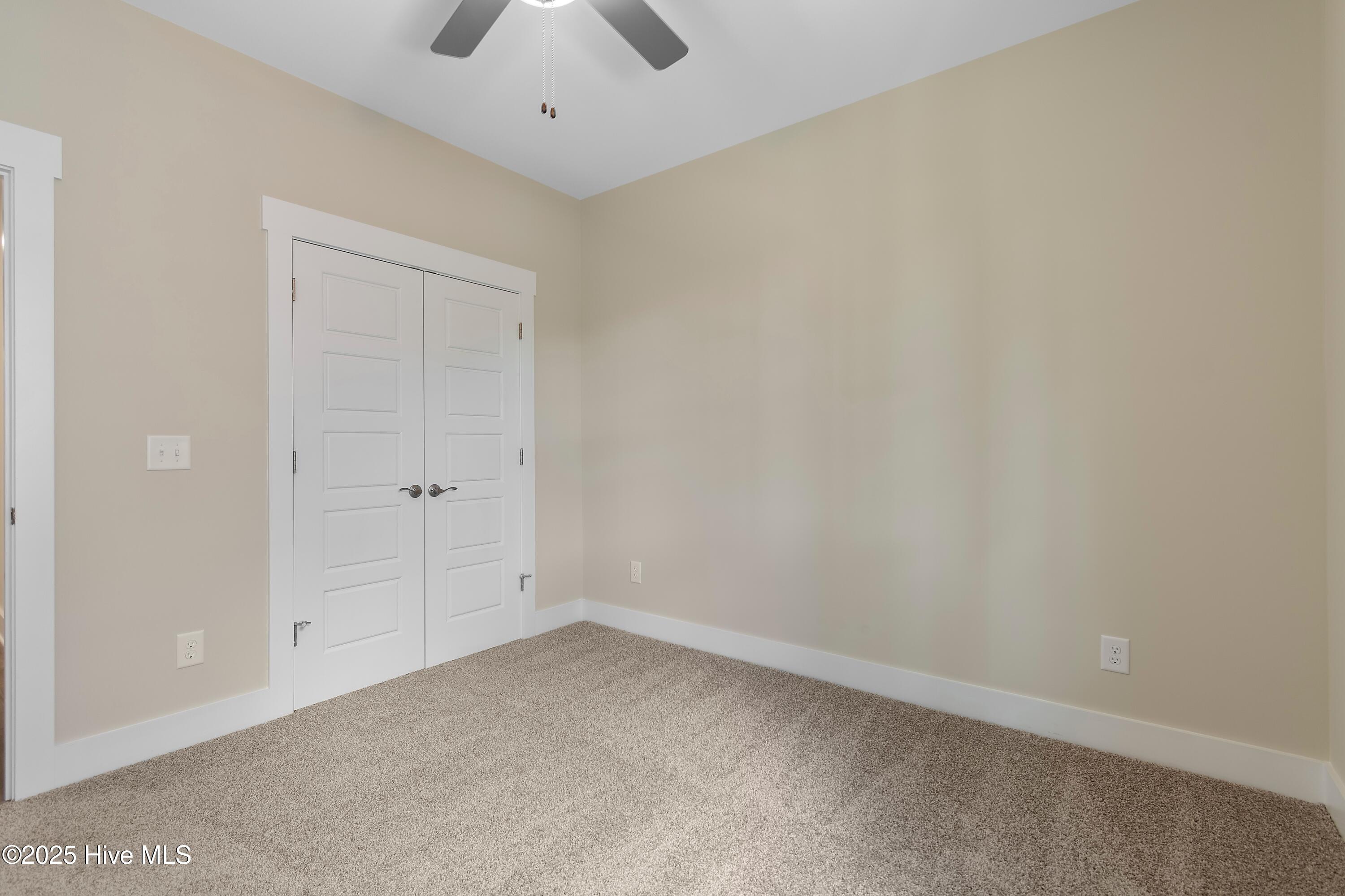 100513249 | Photo 40