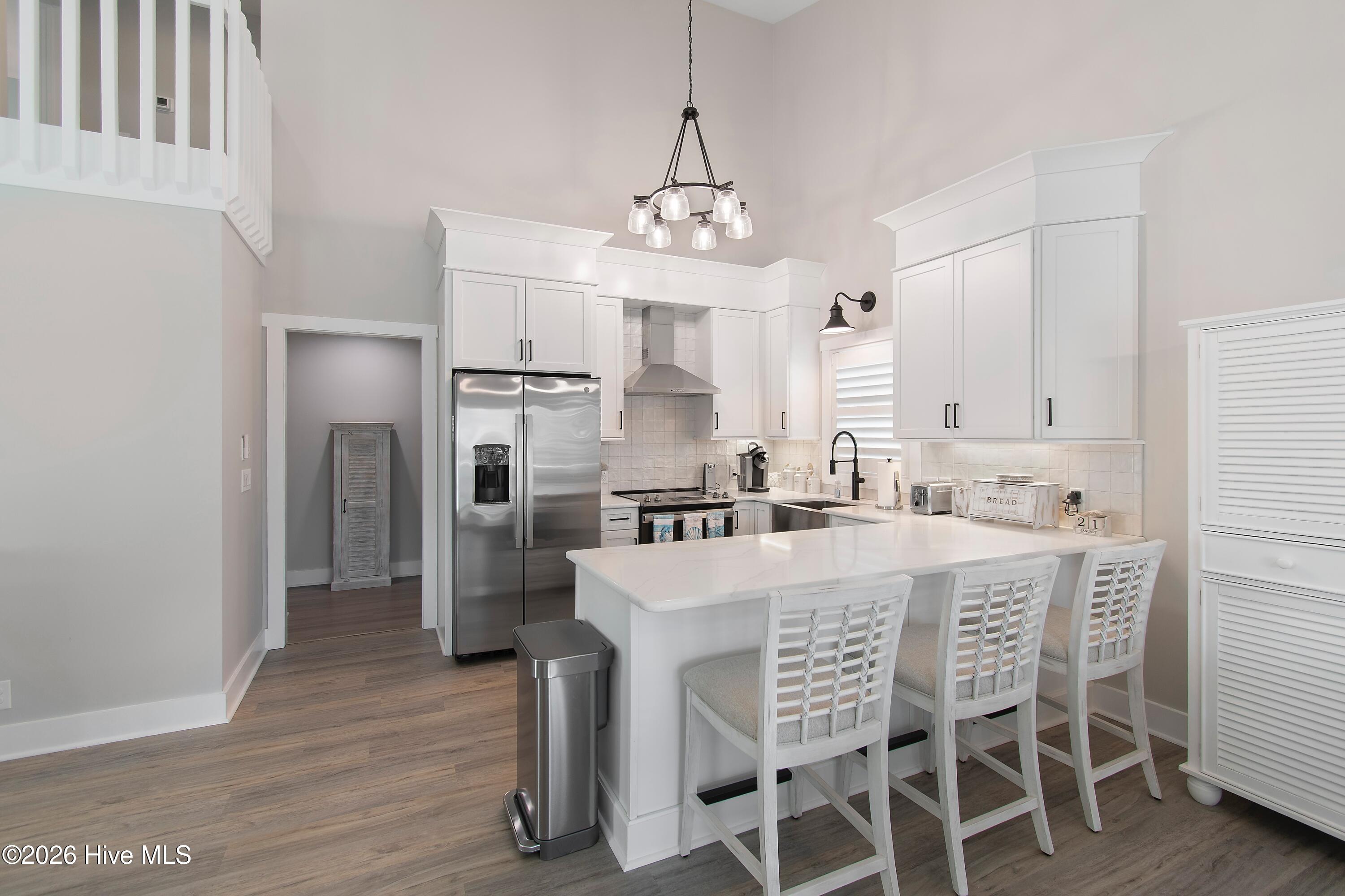 100552284 | Photo 11