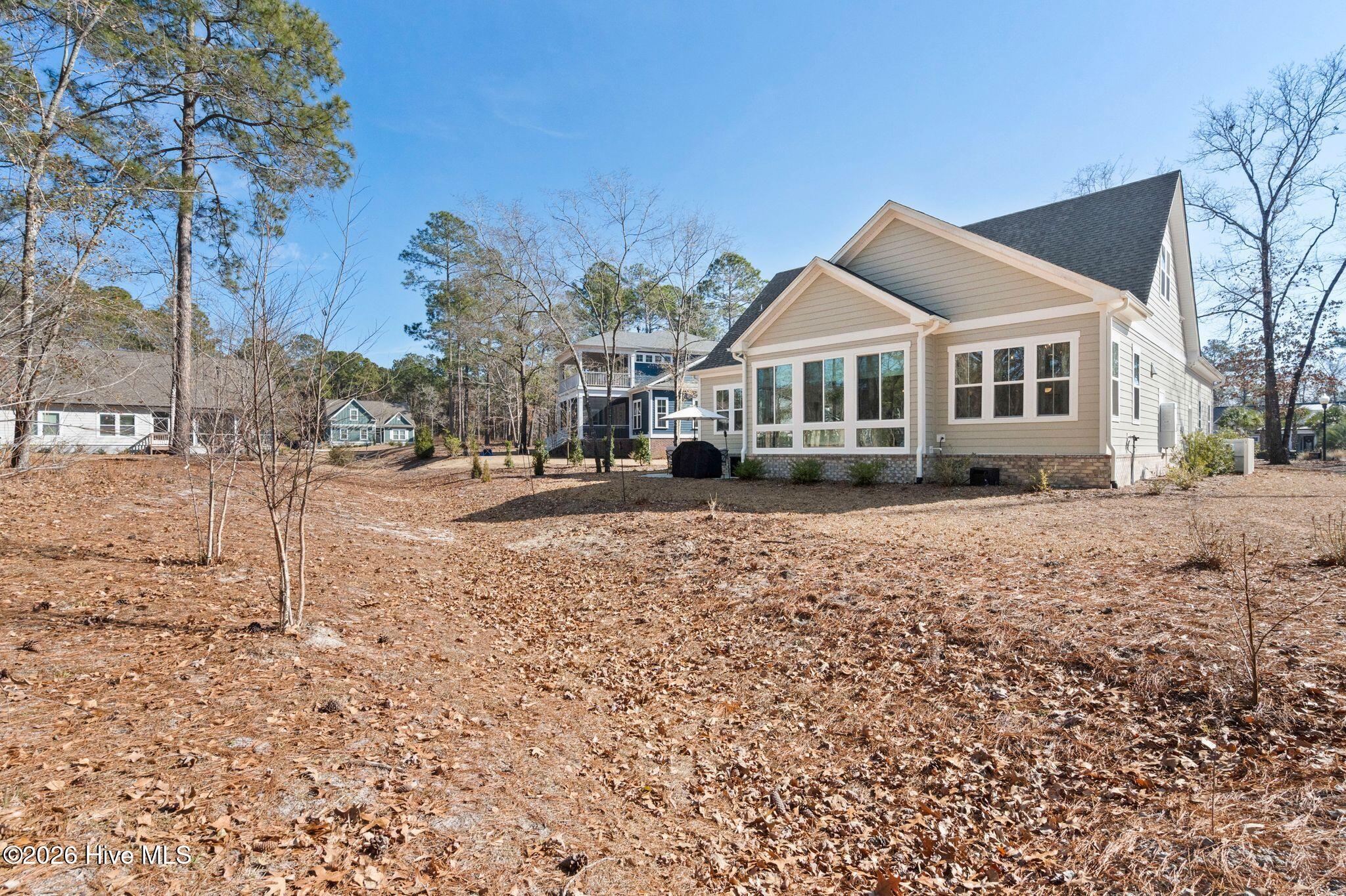 100551668 | Photo 87