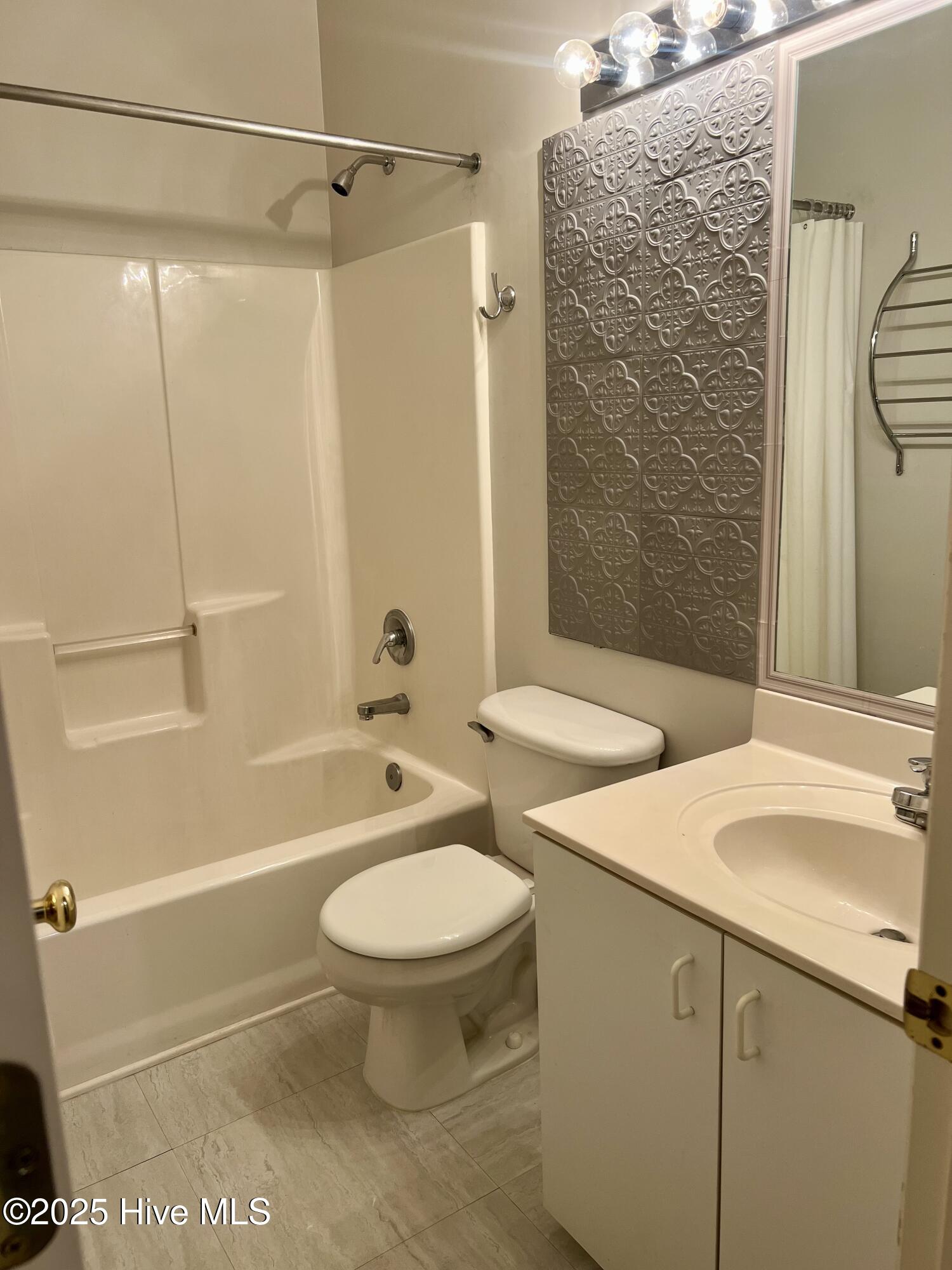 1600 Sturdivant Drive #54, Wilmington, NC 28403 – photo 13: IMG_9456