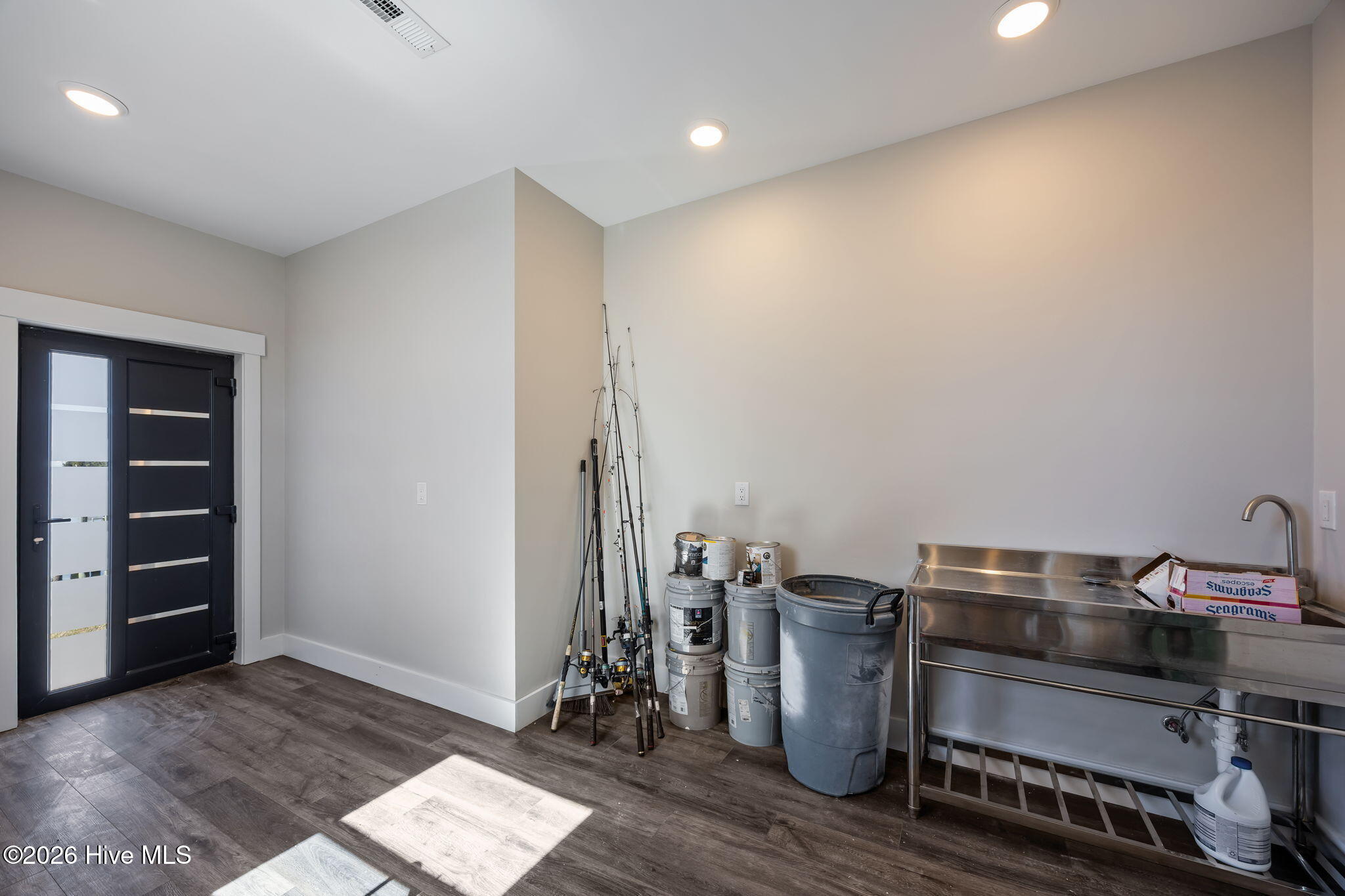 208 Radio Island Road, Morehead City, NC, 28557