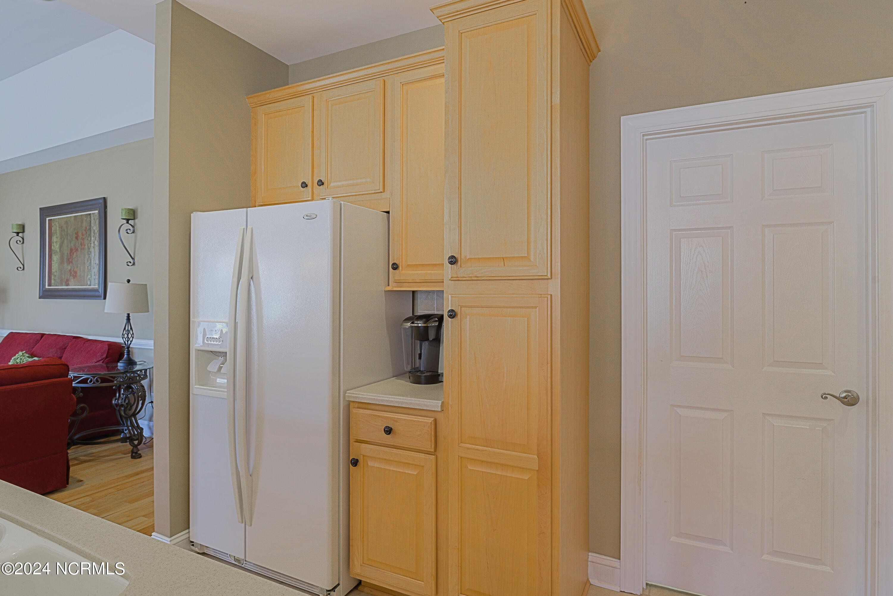 100563661 | Photo 12