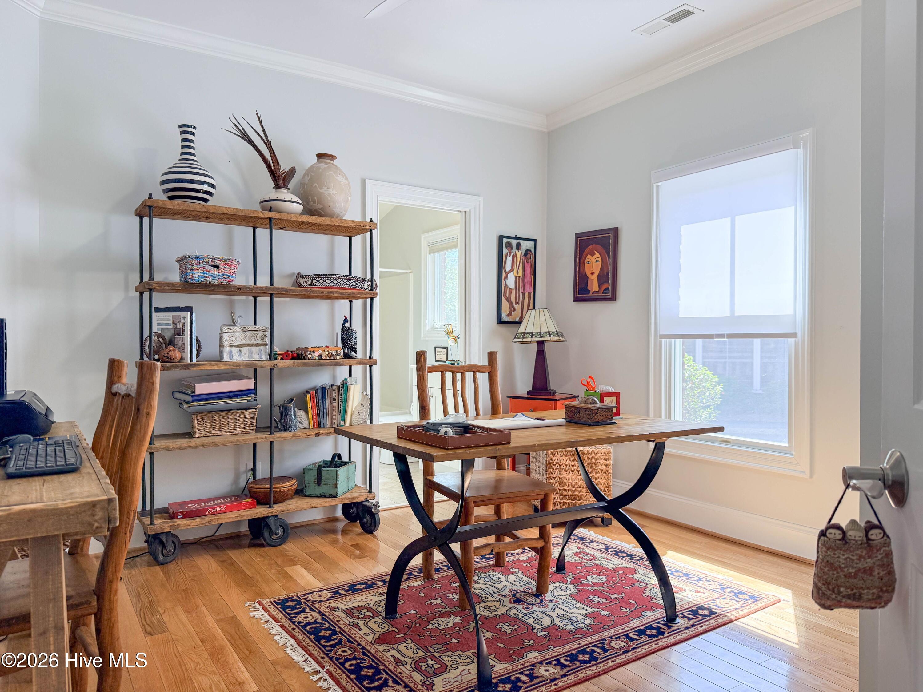 100559415 | Photo 63