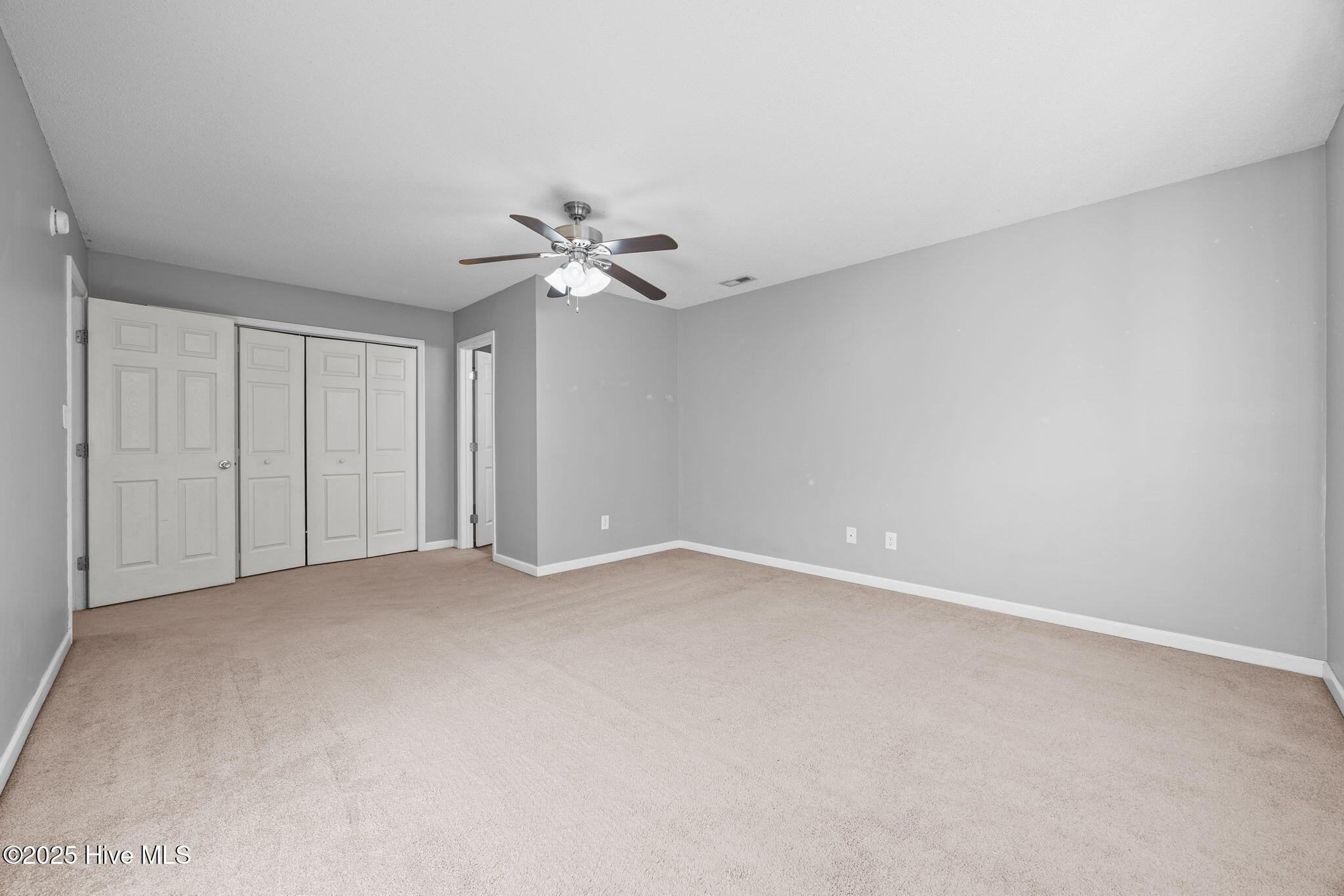 100546032 | Photo 14