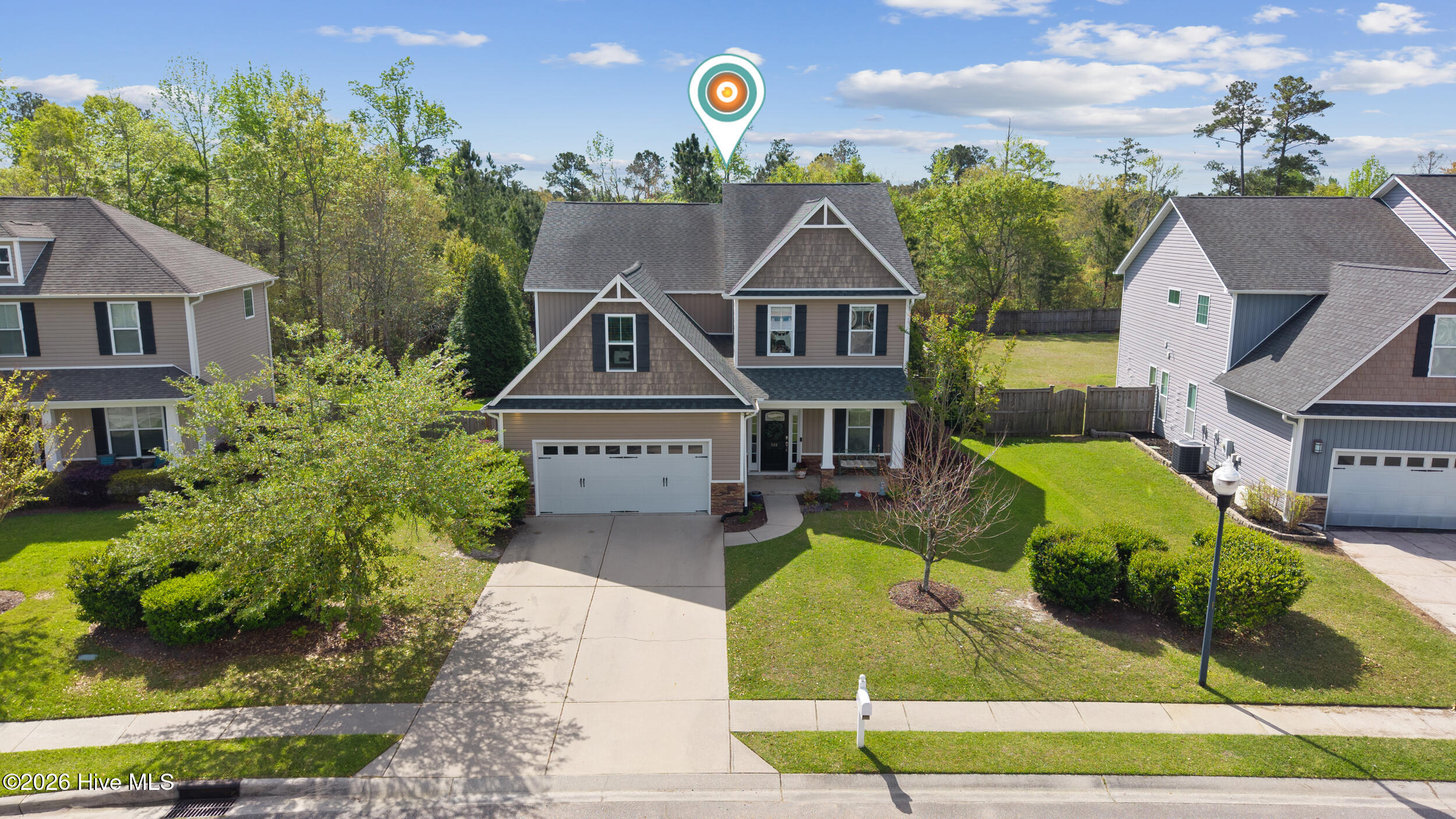 100565856 | Photo 49