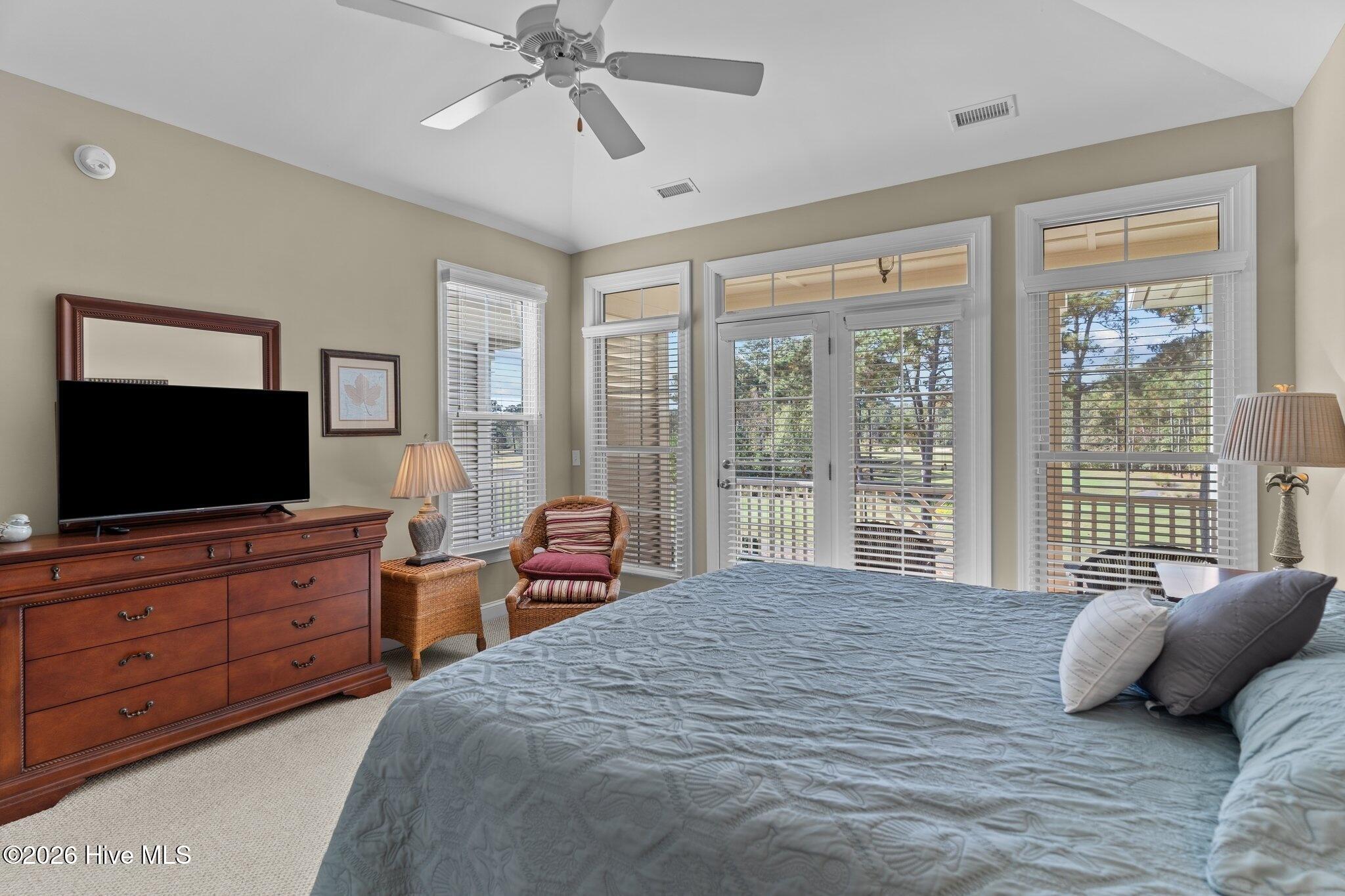 100551448 | Photo 17