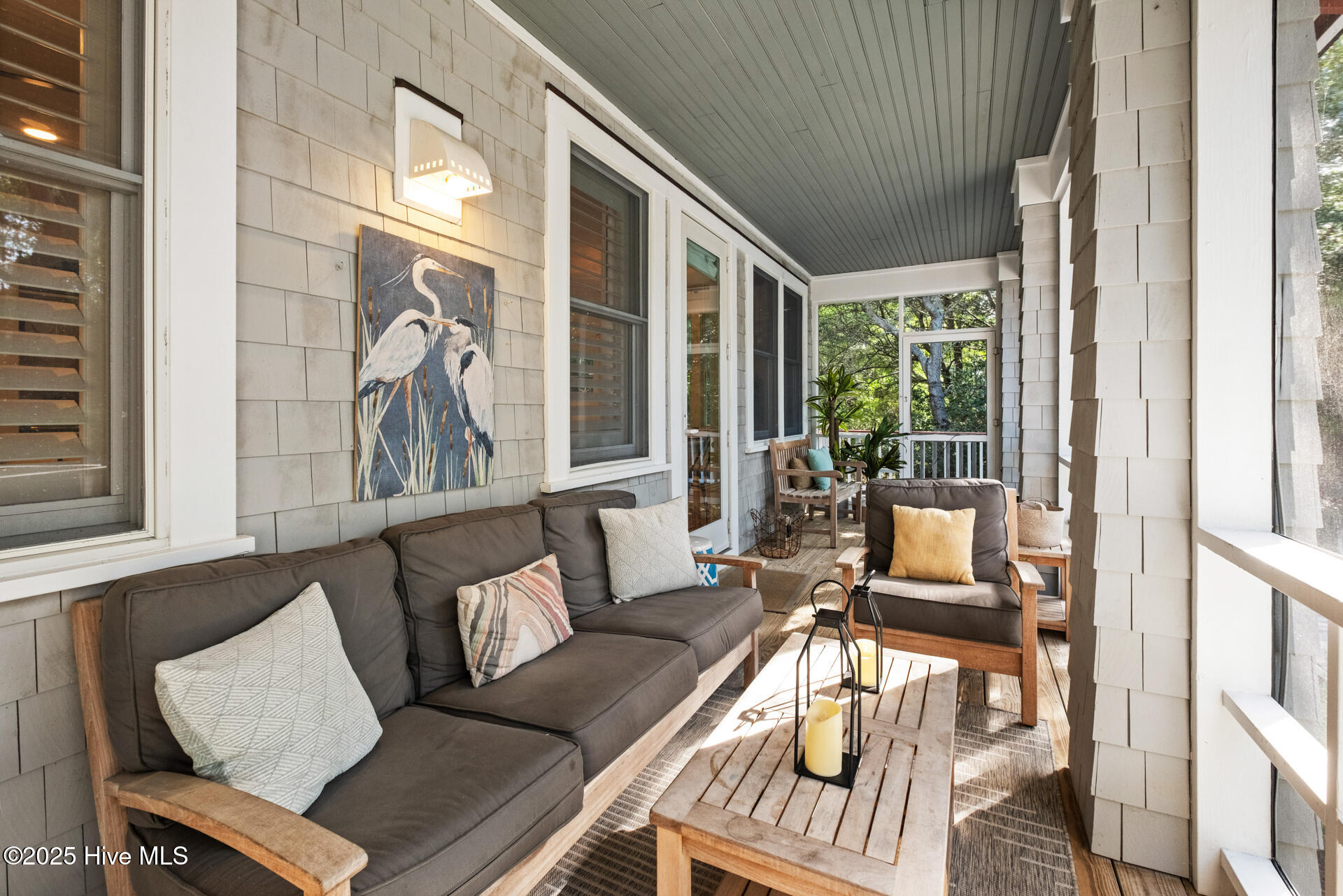 100534470 | Photo 31